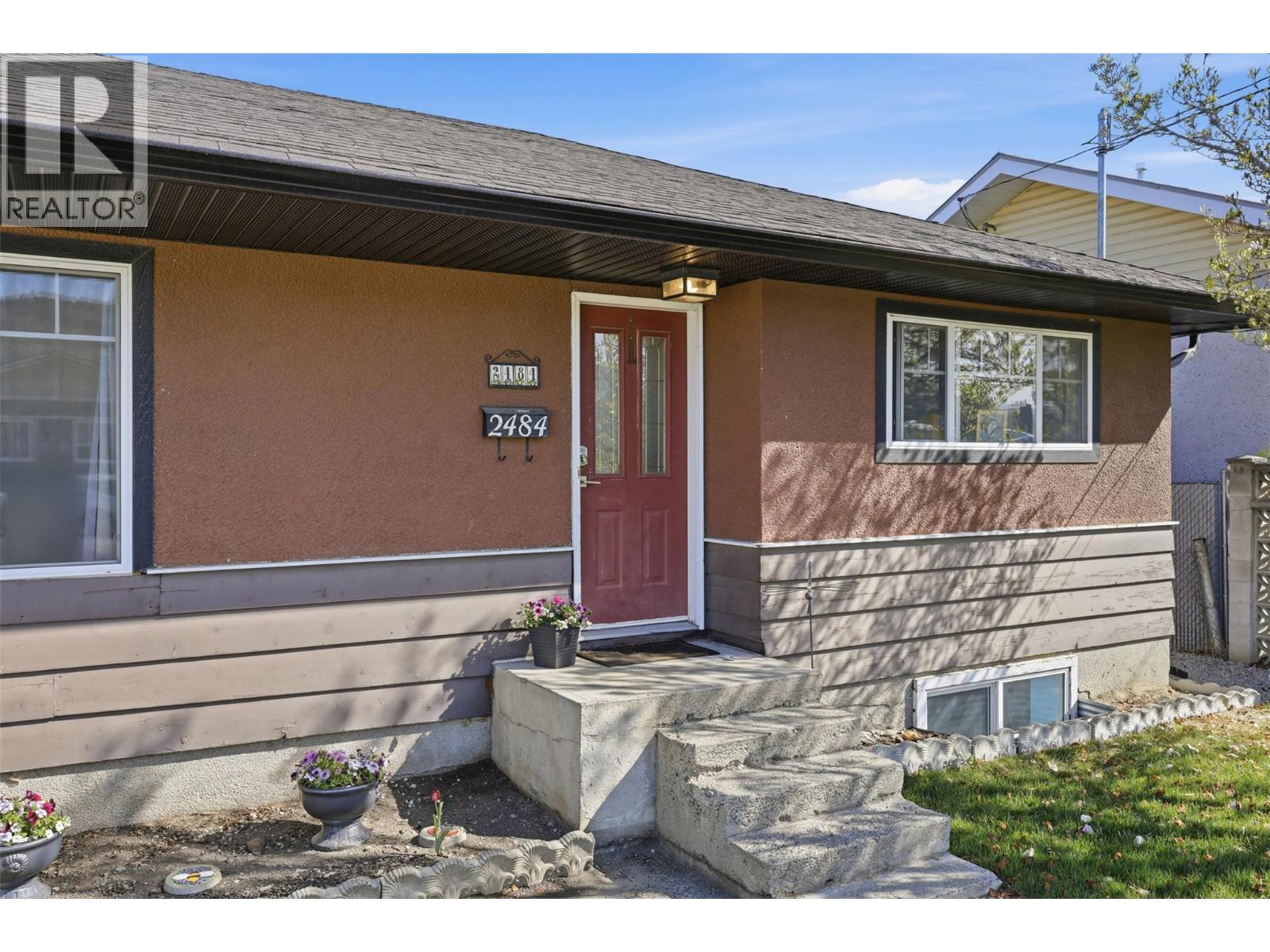 2484 Young Avenue, Kamloops, British Columbia  V2B 4M8 - Photo 2 - 10384668