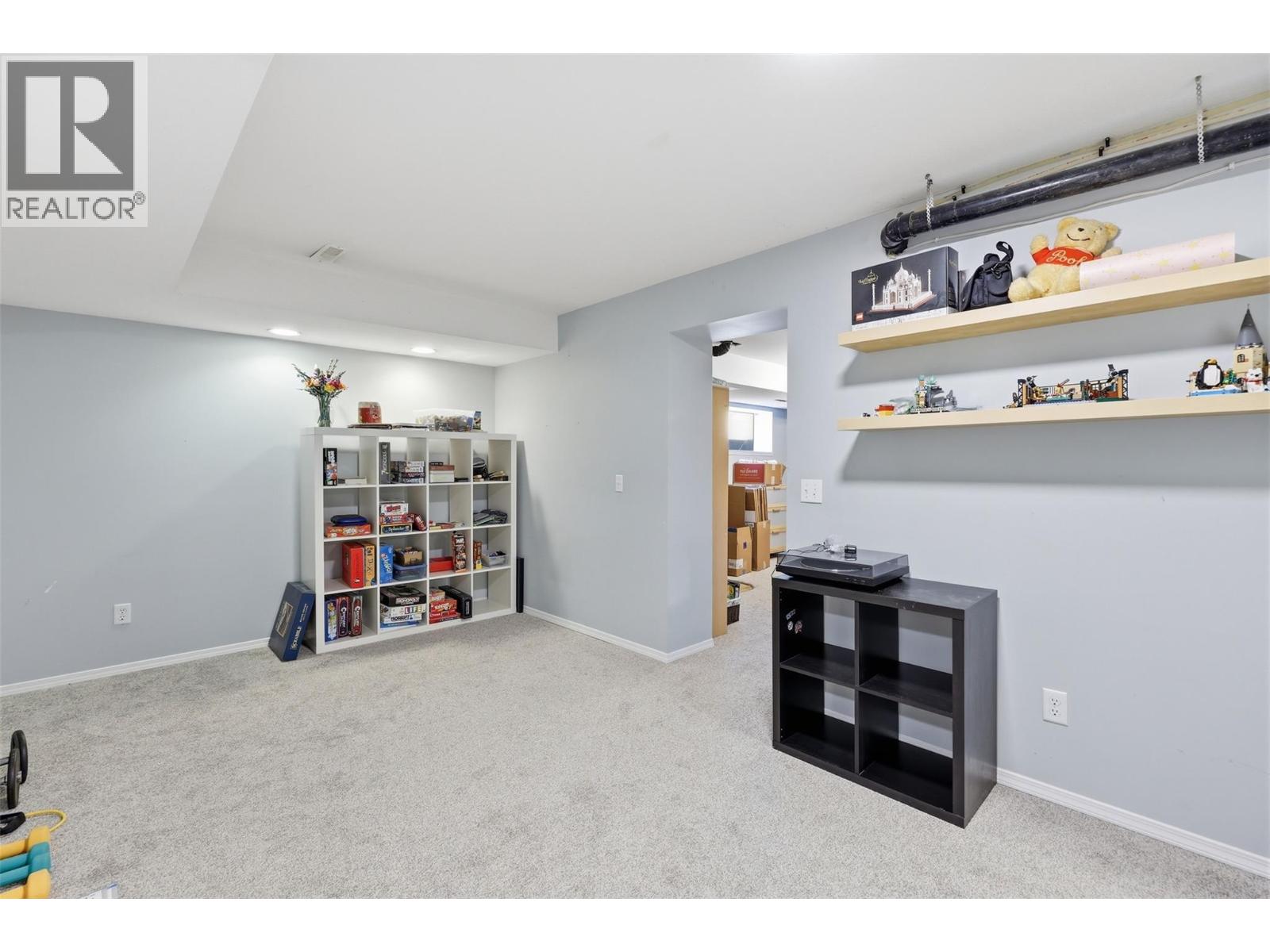 2484 Young Avenue, Kamloops, British Columbia  V2B 4M8 - Photo 35 - 10384668