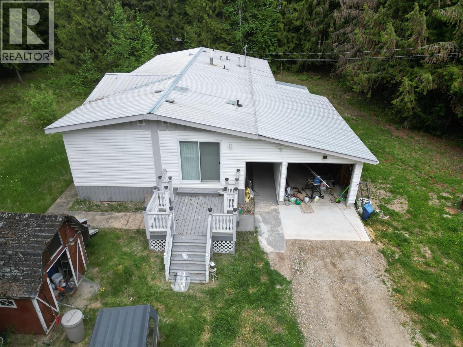 7250 Hurst Road, Salmon Arm, British Columbia  V1E 2P7 - Photo 14 - 10384359