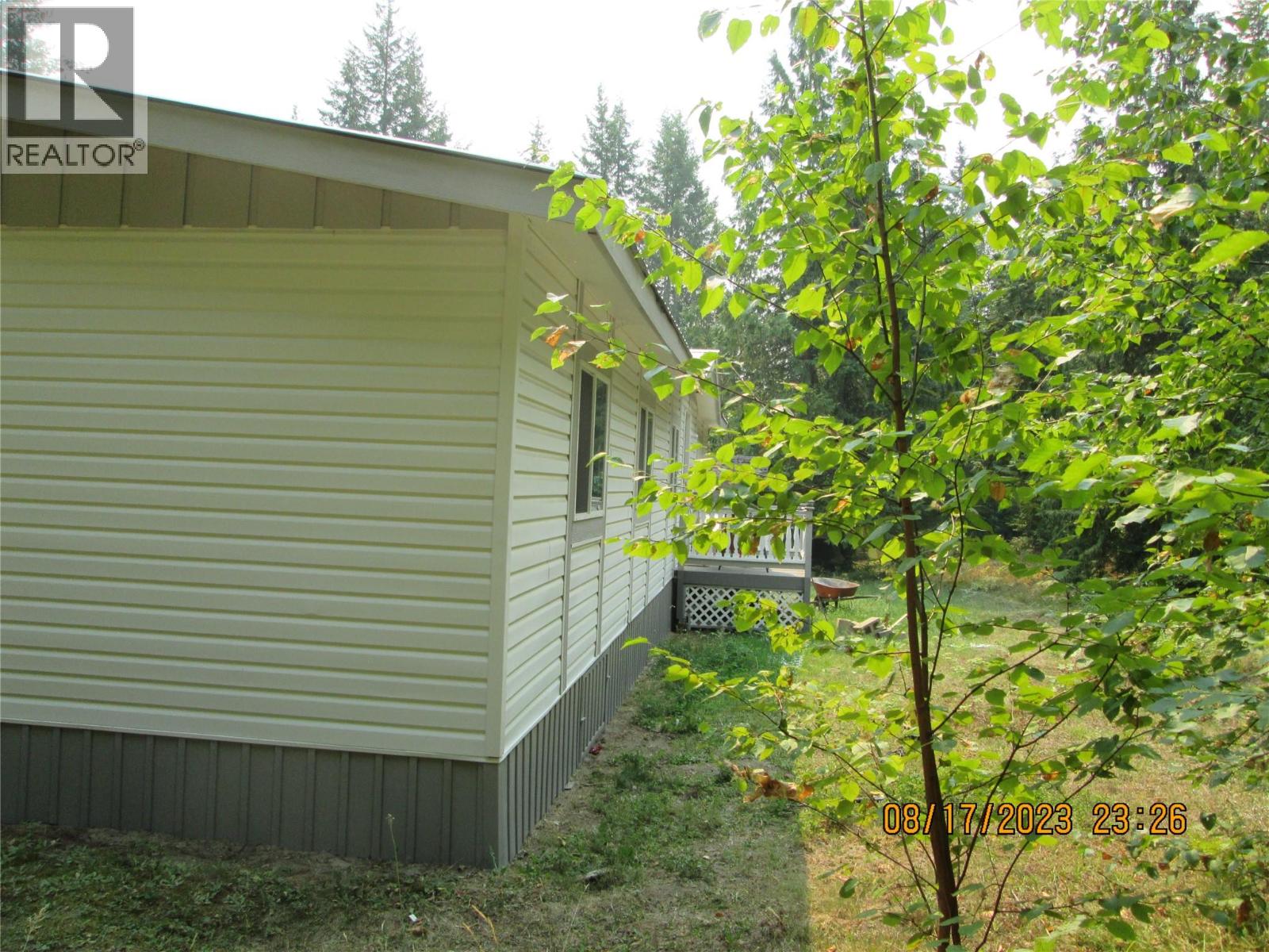 7250 Hurst Road, Salmon Arm, British Columbia  V1E 2P7 - Photo 34 - 10384359