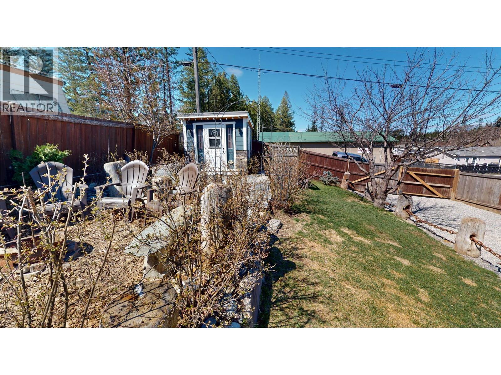 5728 Vermillion Street, Edgewater, British Columbia  V0A 1E0 - Photo 39 - 10384275