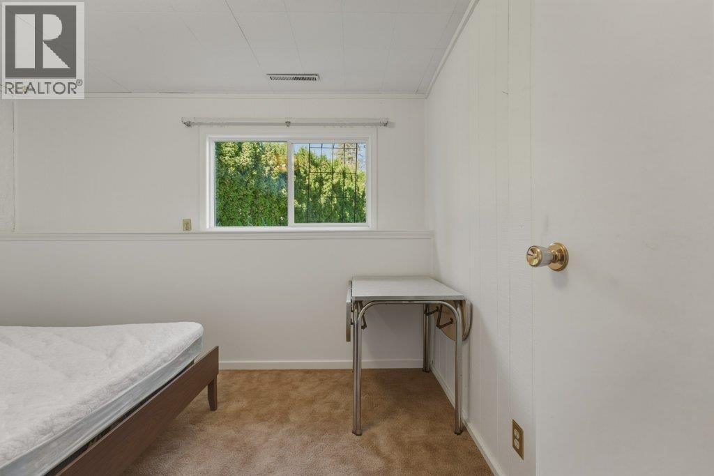 3220 5 Avenue Se, Salmon Arm, British Columbia  V1E 2B8 - Photo 19 - 10383454