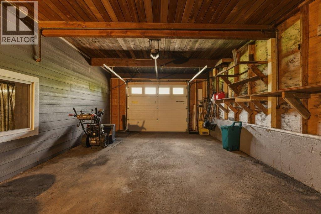 3220 5 Avenue Se, Salmon Arm, British Columbia  V1E 2B8 - Photo 25 - 10383454