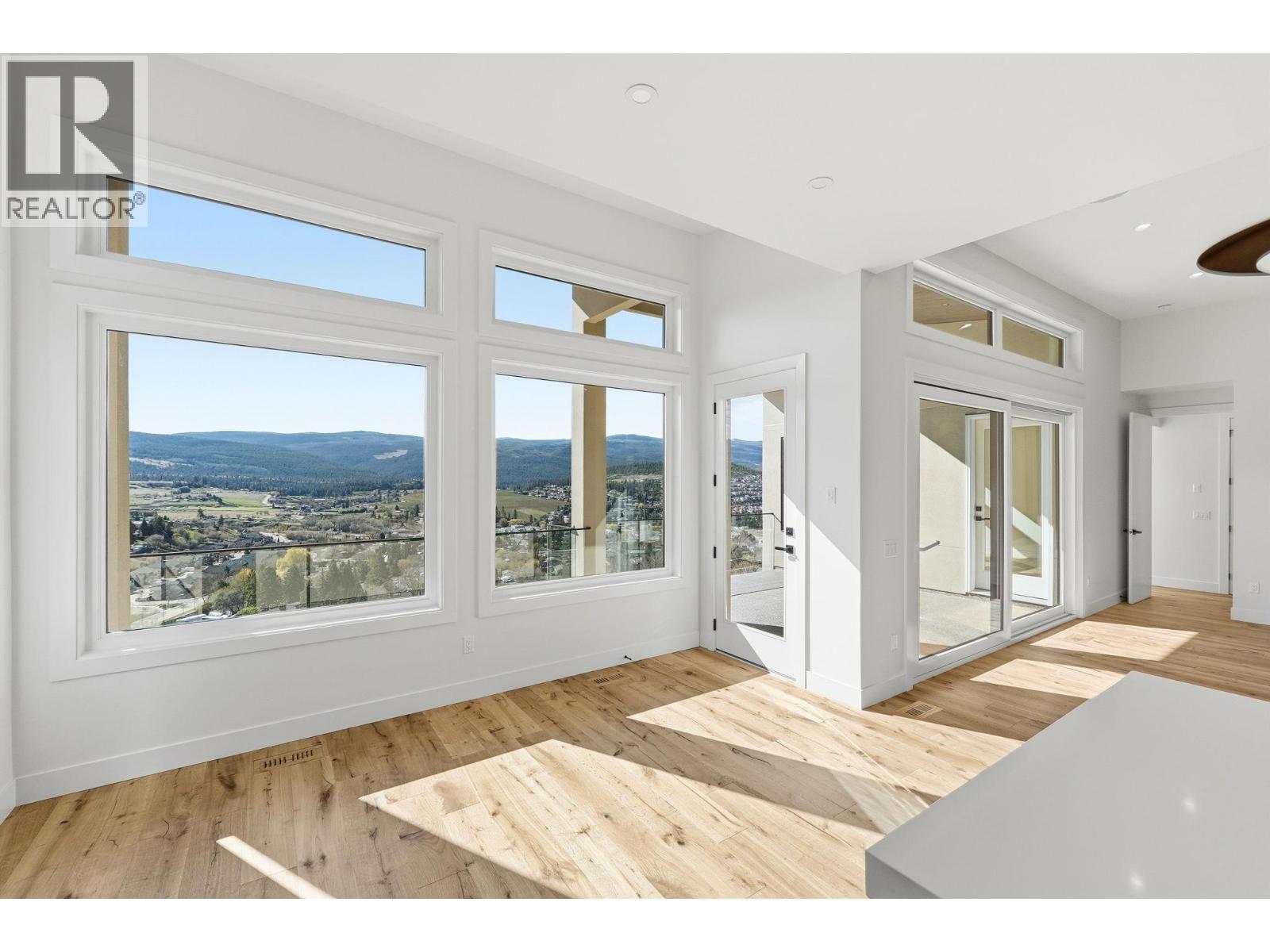 1087 Carnoustie Drive, Kelowna, British Columbia  V1P 0A3 - Photo 12 - 10384696