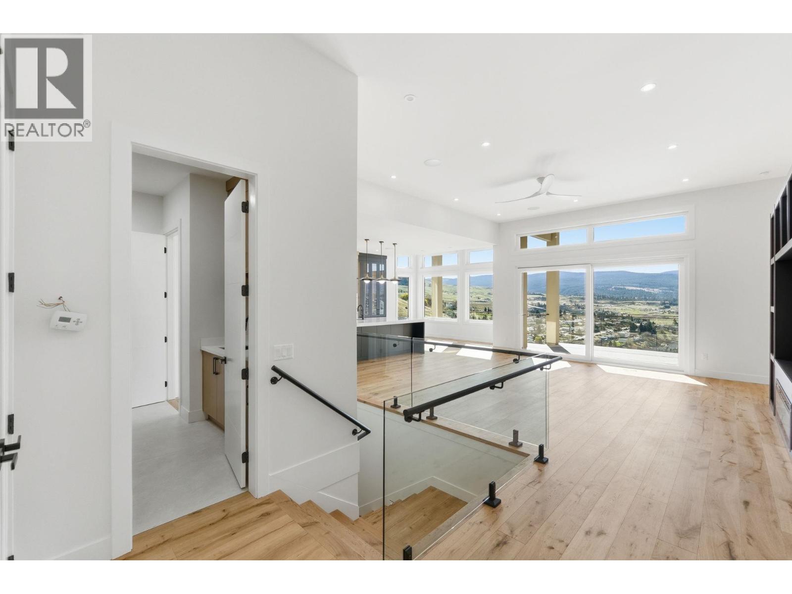 1087 Carnoustie Drive, Kelowna, British Columbia  V1P 0A3 - Photo 24 - 10384696