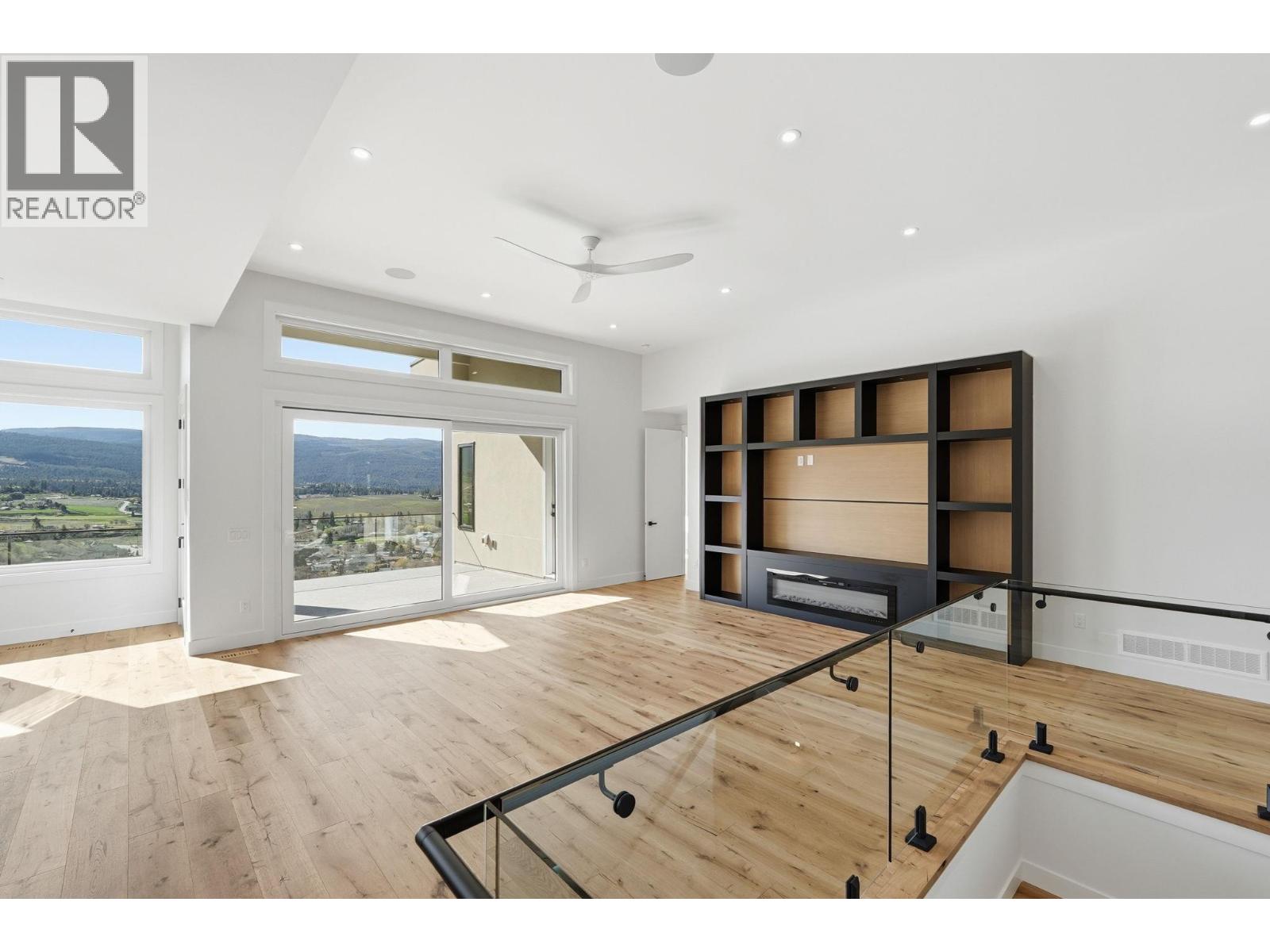 1087 Carnoustie Drive, Kelowna, British Columbia  V1P 0A3 - Photo 5 - 10384696