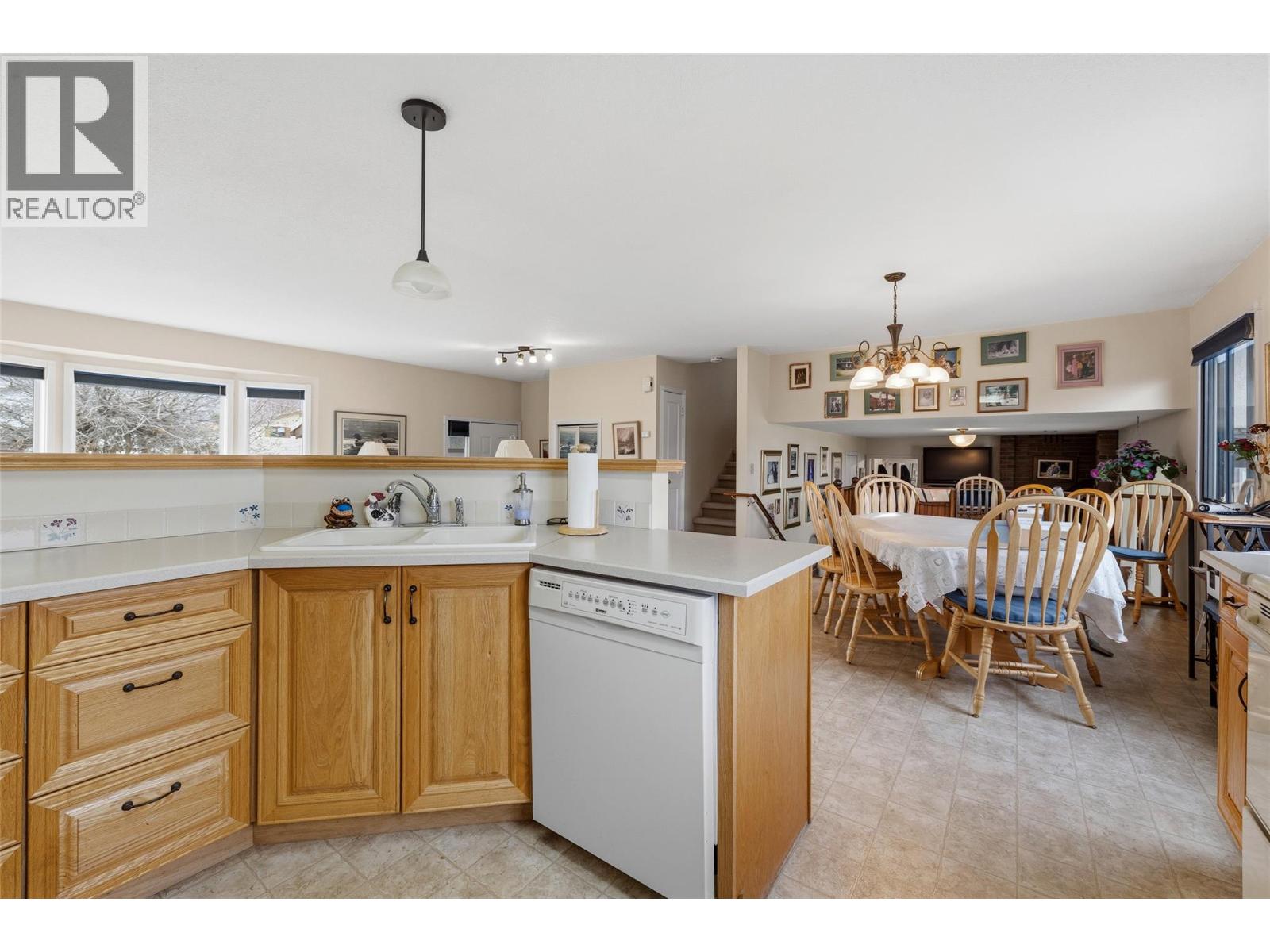 1272 Hillaby Court, Kelowna, British Columbia  V1X 6Y1 - Photo 12 - 10384620