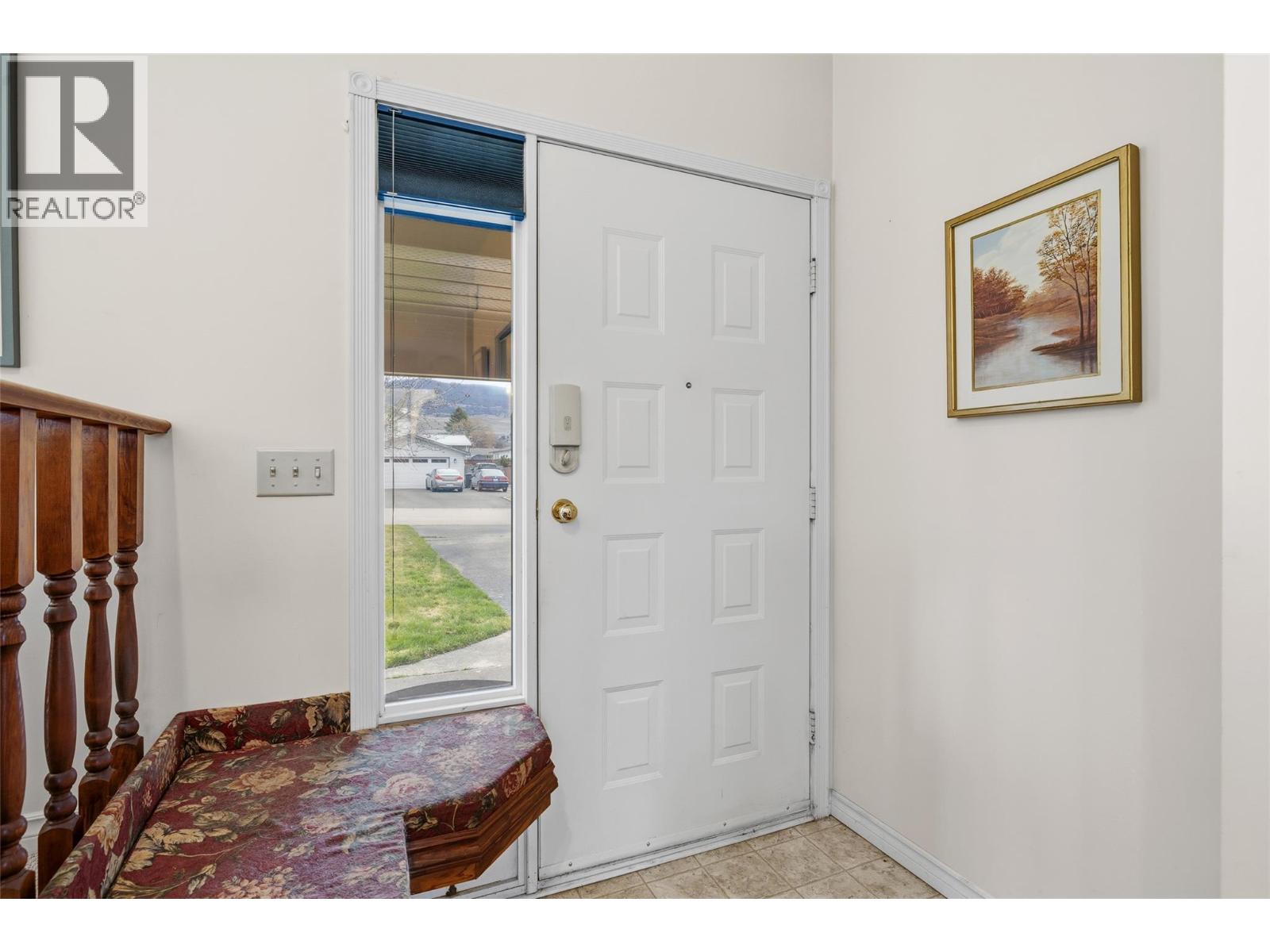 1272 Hillaby Court, Kelowna, British Columbia  V1X 6Y1 - Photo 8 - 10384620