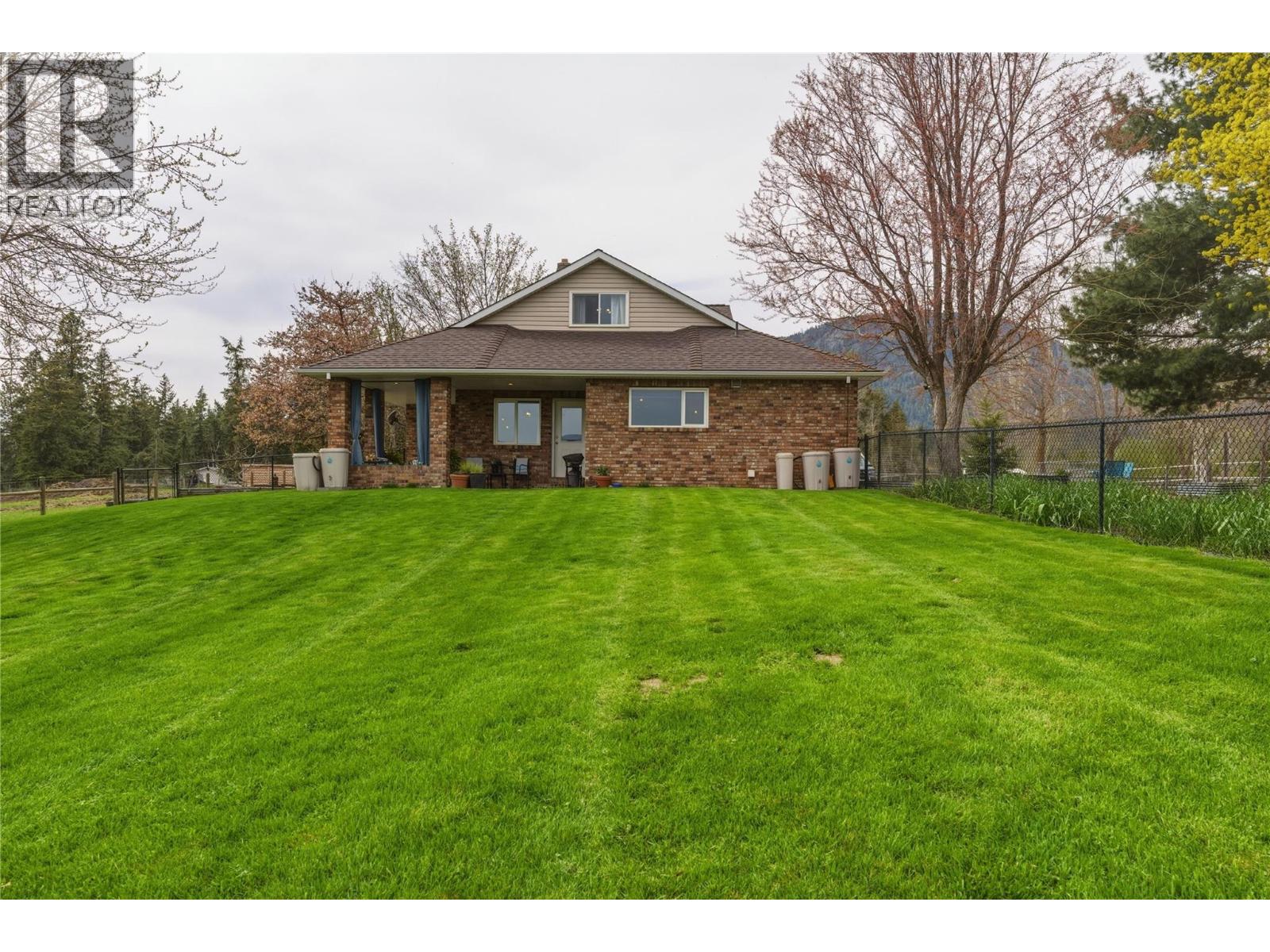 5271 Pyott Road, spallumcheen, British Columbia