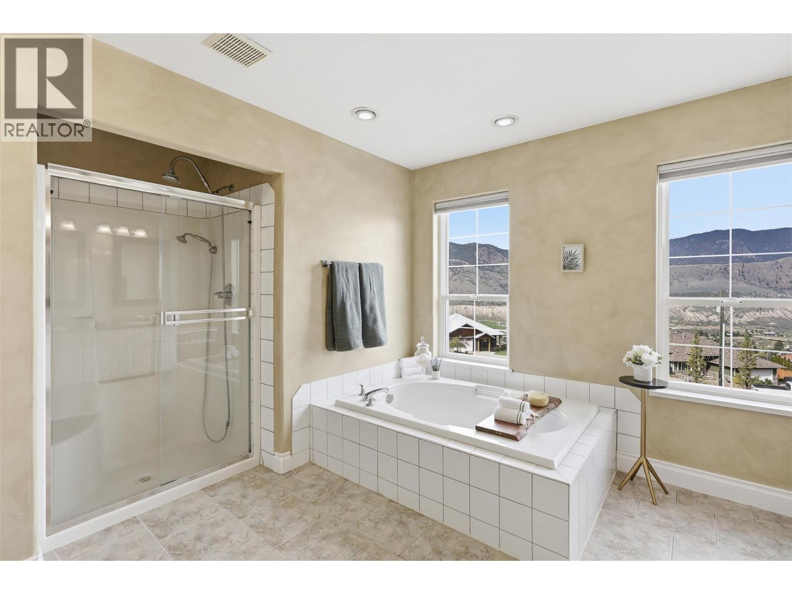 4948 Woodland Court, Kamloops, British Columbia  V2C 6V5 - Photo 17 - 10384490