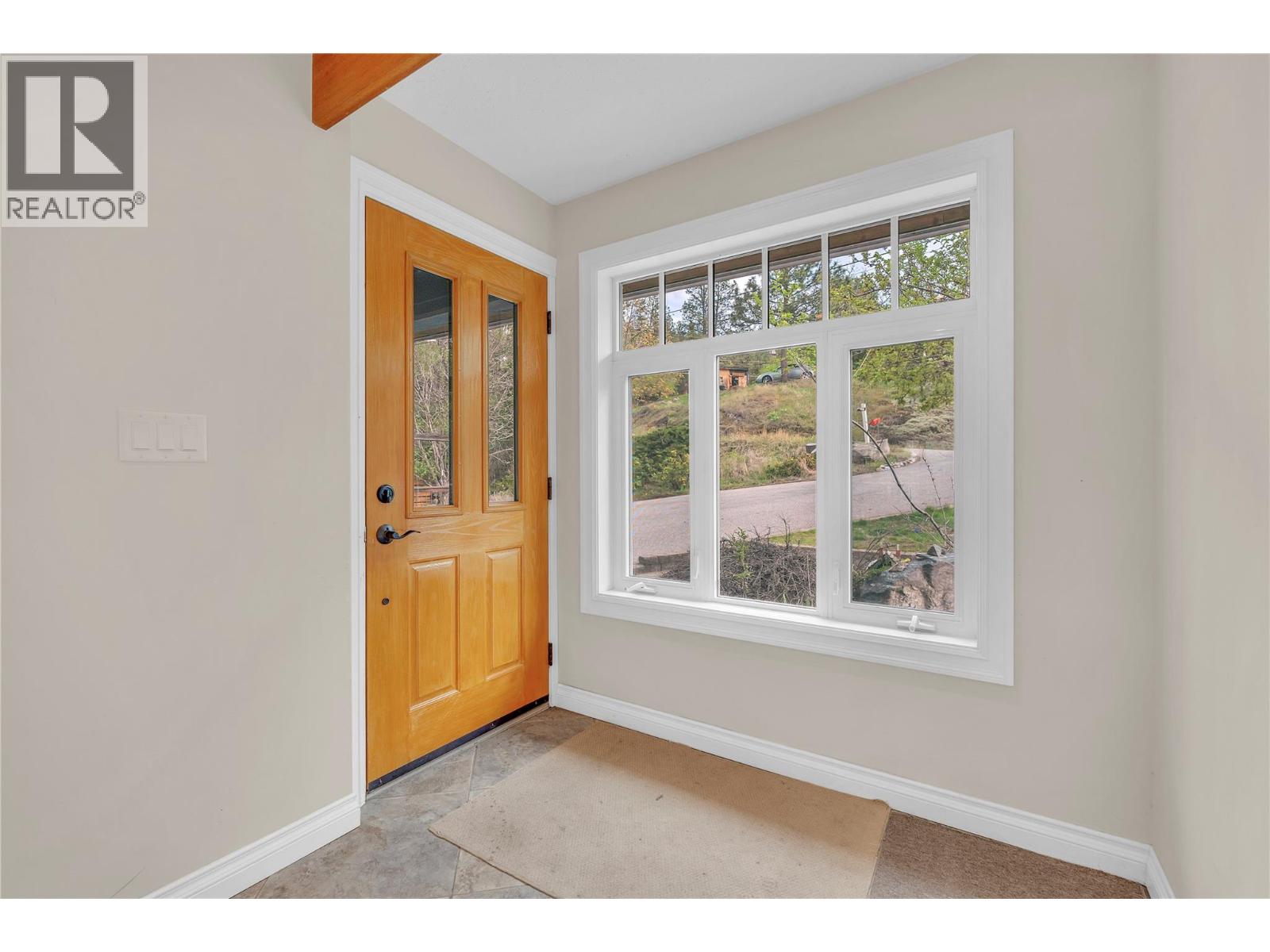 418 Panorama Crescent, Okanagan Falls, British Columbia  V0H 1R5 - Photo 2 - 10384708