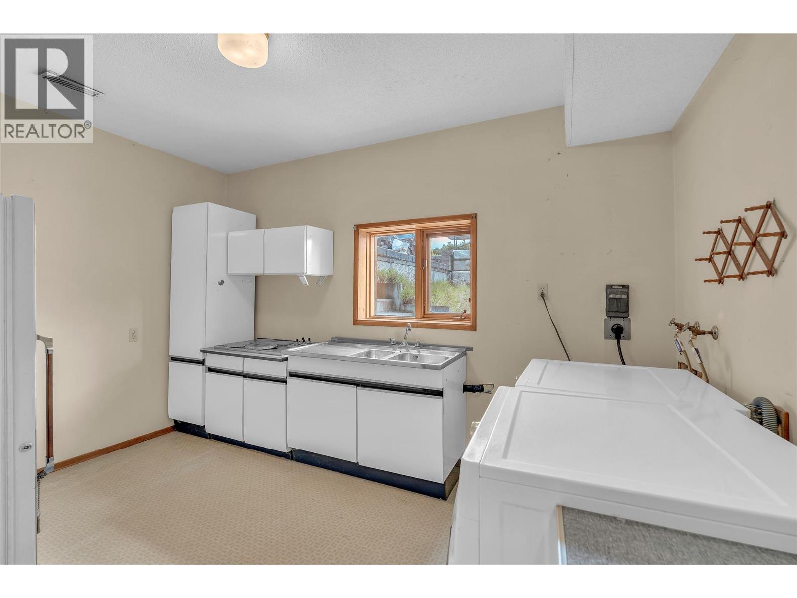 418 Panorama Crescent, Okanagan Falls, British Columbia  V0H 1R5 - Photo 38 - 10384708
