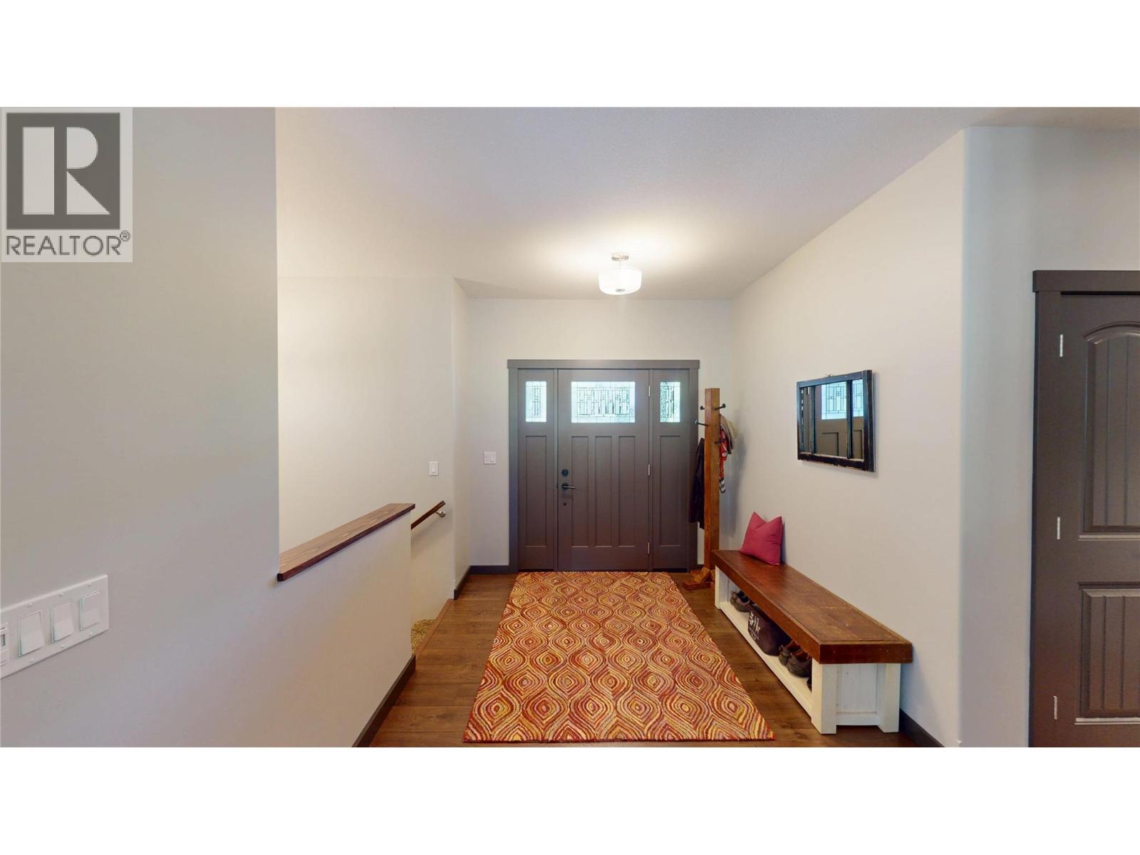 117 River Drive, Cranbrook, British Columbia  V1C 0C6 - Photo 3 - 10384689