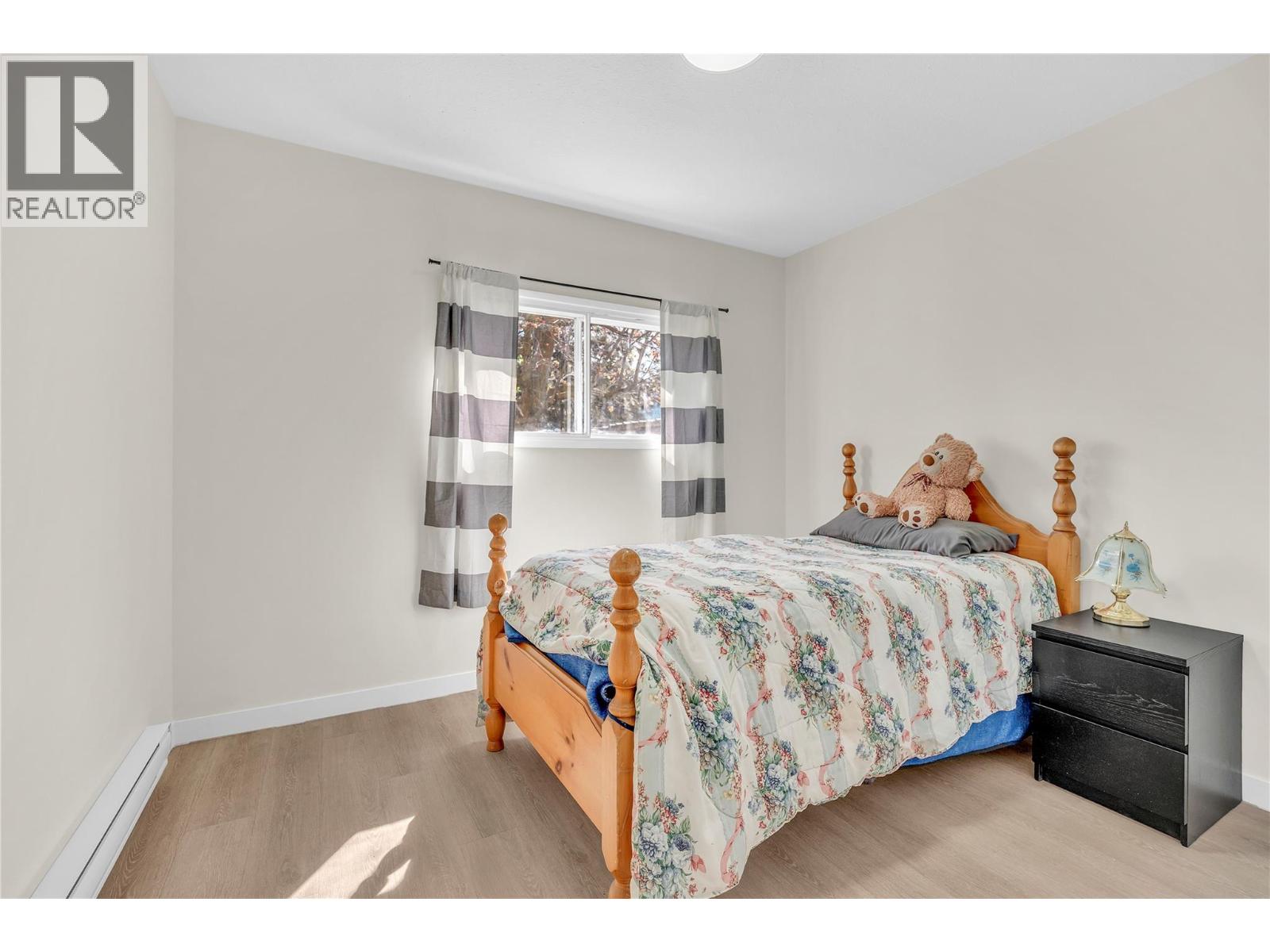 4609 6th Avenue, Okanagan Falls, British Columbia  V0H 1R5 - Photo 29 - 10384718