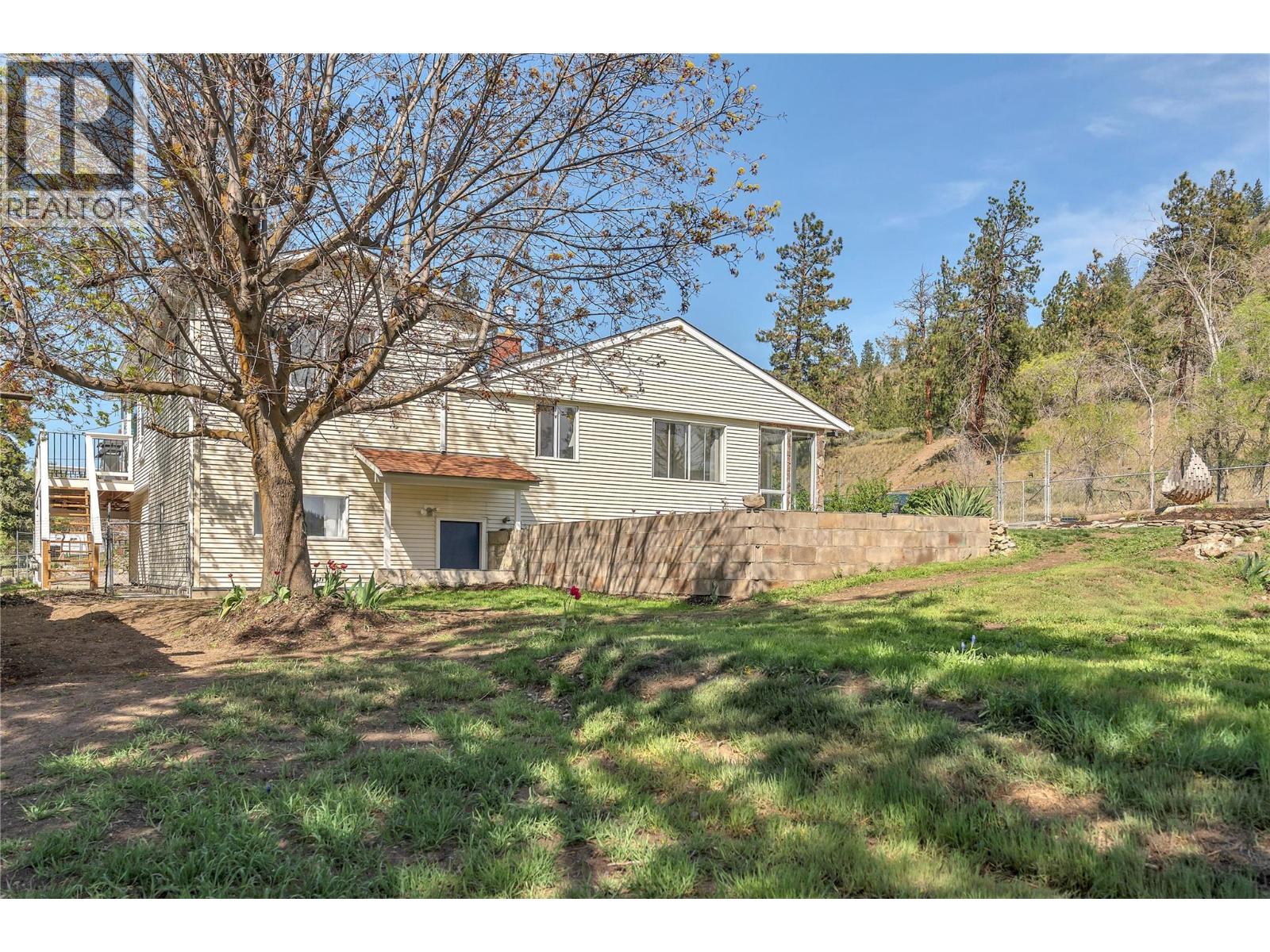 4609 6th Avenue, Okanagan Falls, British Columbia  V0H 1R5 - Photo 44 - 10384718