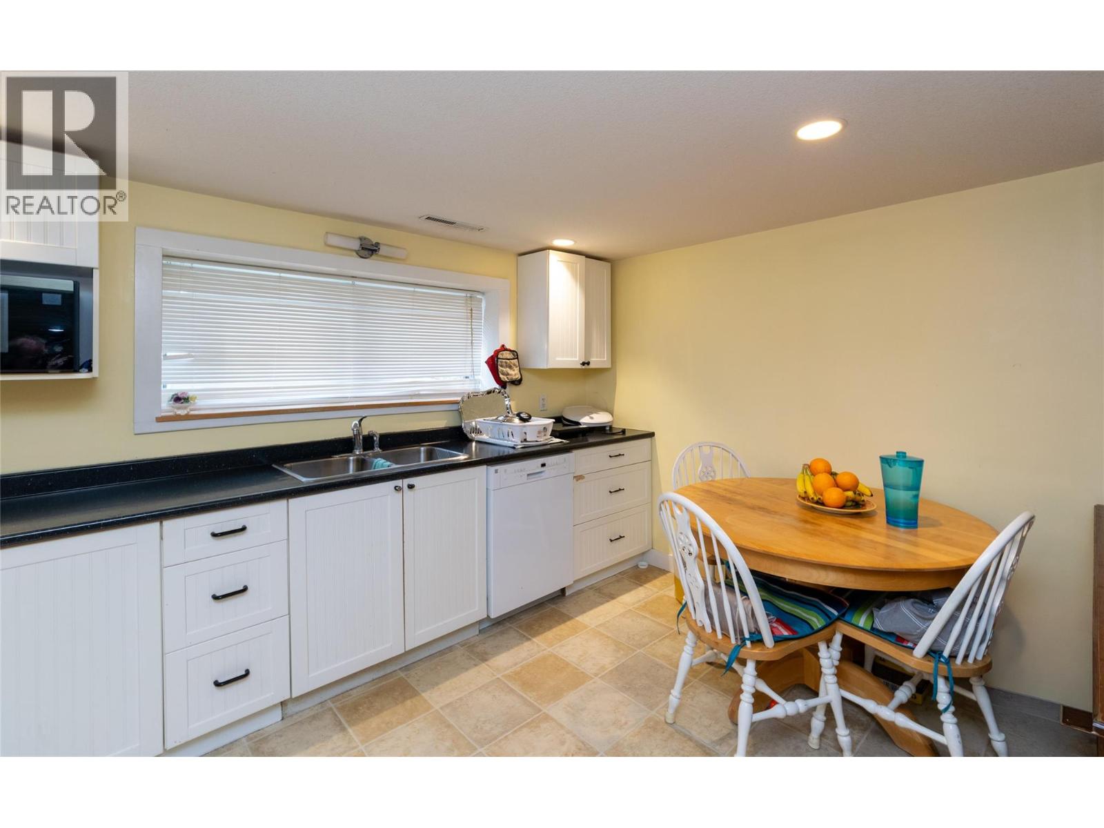 2780 25 Avenue Ne, Salmon Arm, British Columbia  V1E 3C7 - Photo 28 - 10384584