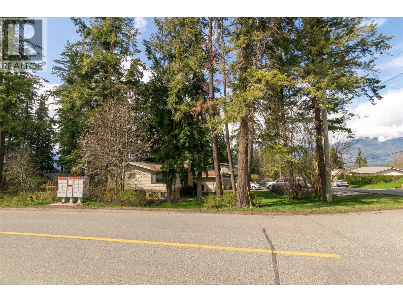 2780 25 Avenue Ne, Salmon Arm, British Columbia  V1E 3C7 - Photo 46 - 10384584