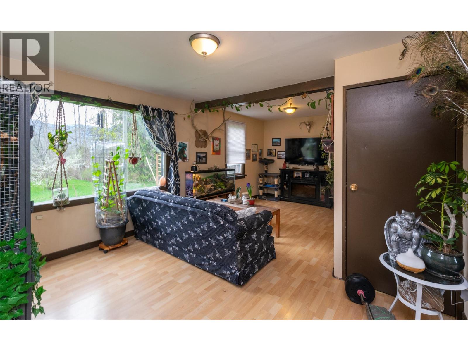 2370 Lakeshore Road Ne, Salmon Arm, British Columbia  V1E 3X9 - Photo 15 - 10384581