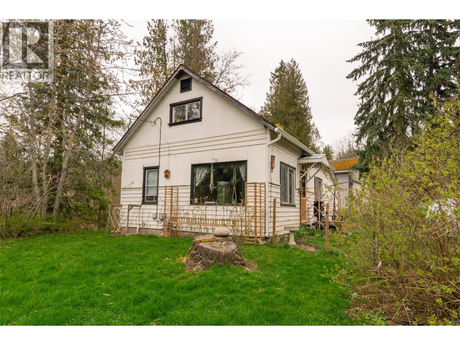 2370 Lakeshore Road Ne, Salmon Arm, British Columbia  V1E 3X9 - Photo 32 - 10384581