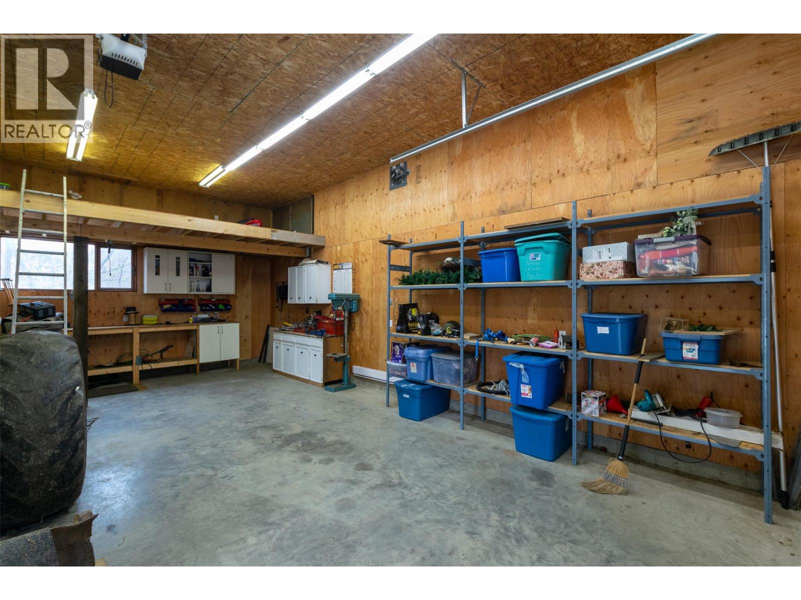 2370 Lakeshore Road Ne, Salmon Arm, British Columbia  V1E 3X9 - Photo 6 - 10384581