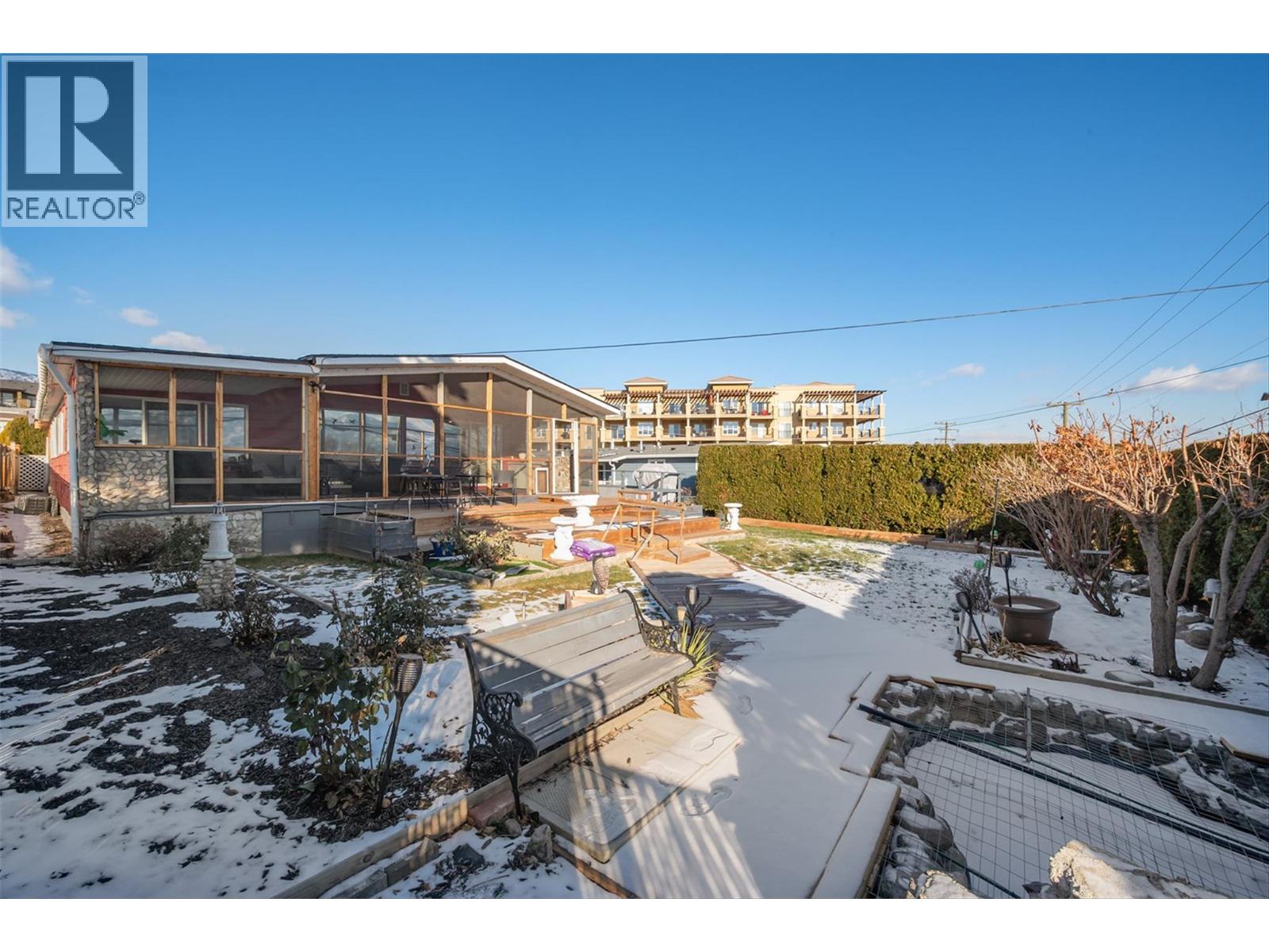 2098 Boucherie Road Unit# 52, West Kelowna, British Columbia  V4T 2A5 - Photo 25 - 10384046