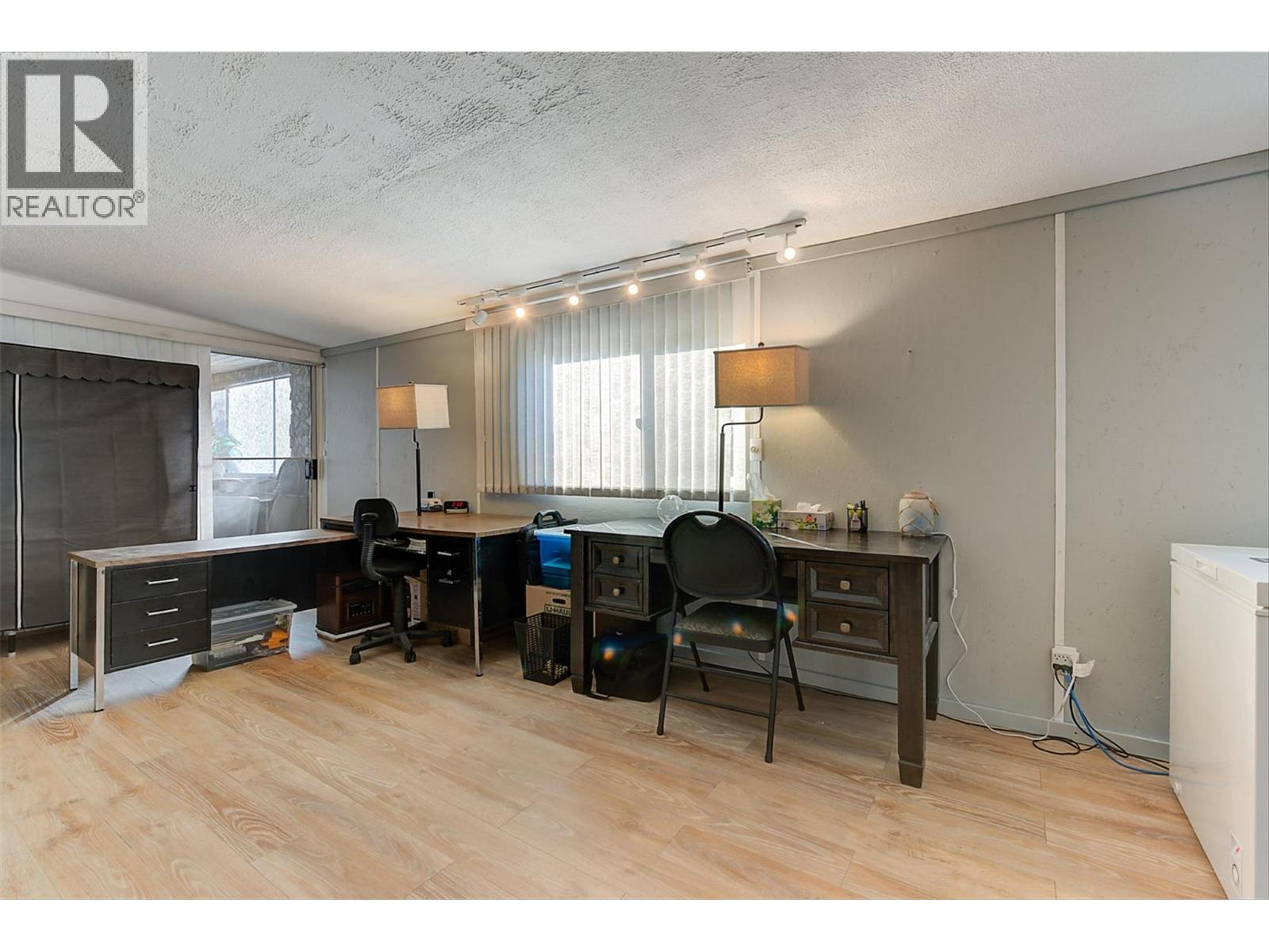 2098 Boucherie Road Unit# 52, West Kelowna, British Columbia  V4T 2A5 - Photo 43 - 10384046
