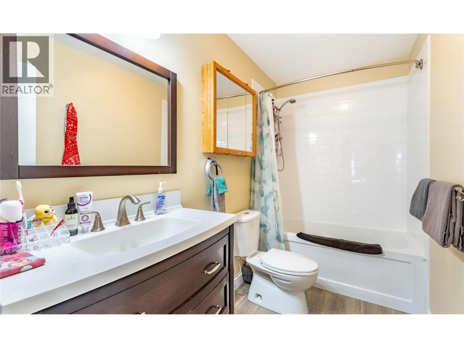 902 Murdoch Street, Creston, British Columbia  V0B 1G4 - Photo 20 - 10383418