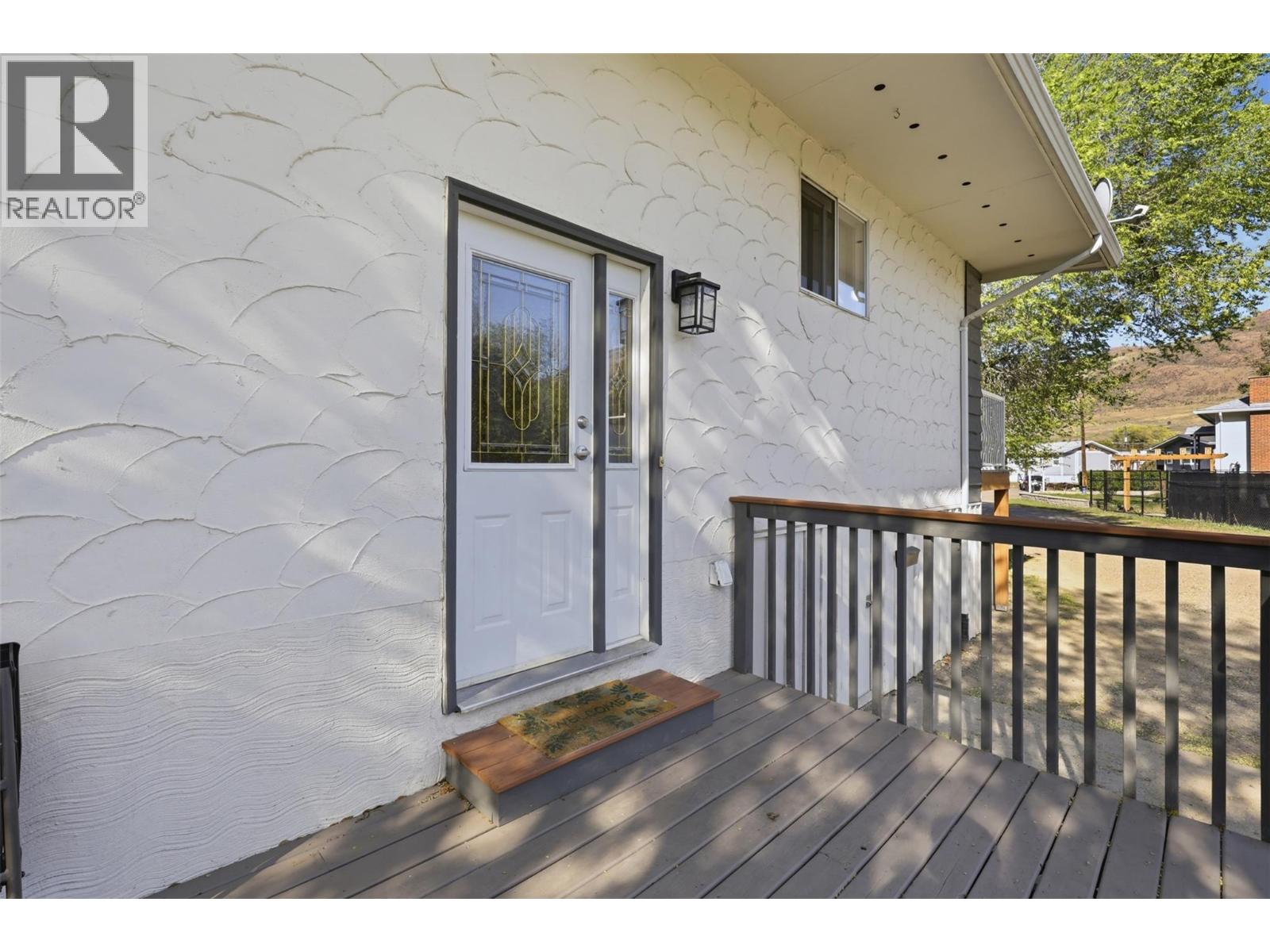 3170/3172 Wawn Crescent, Kamloops, British Columbia  V2B 7J6 - Photo 23 - 10384243
