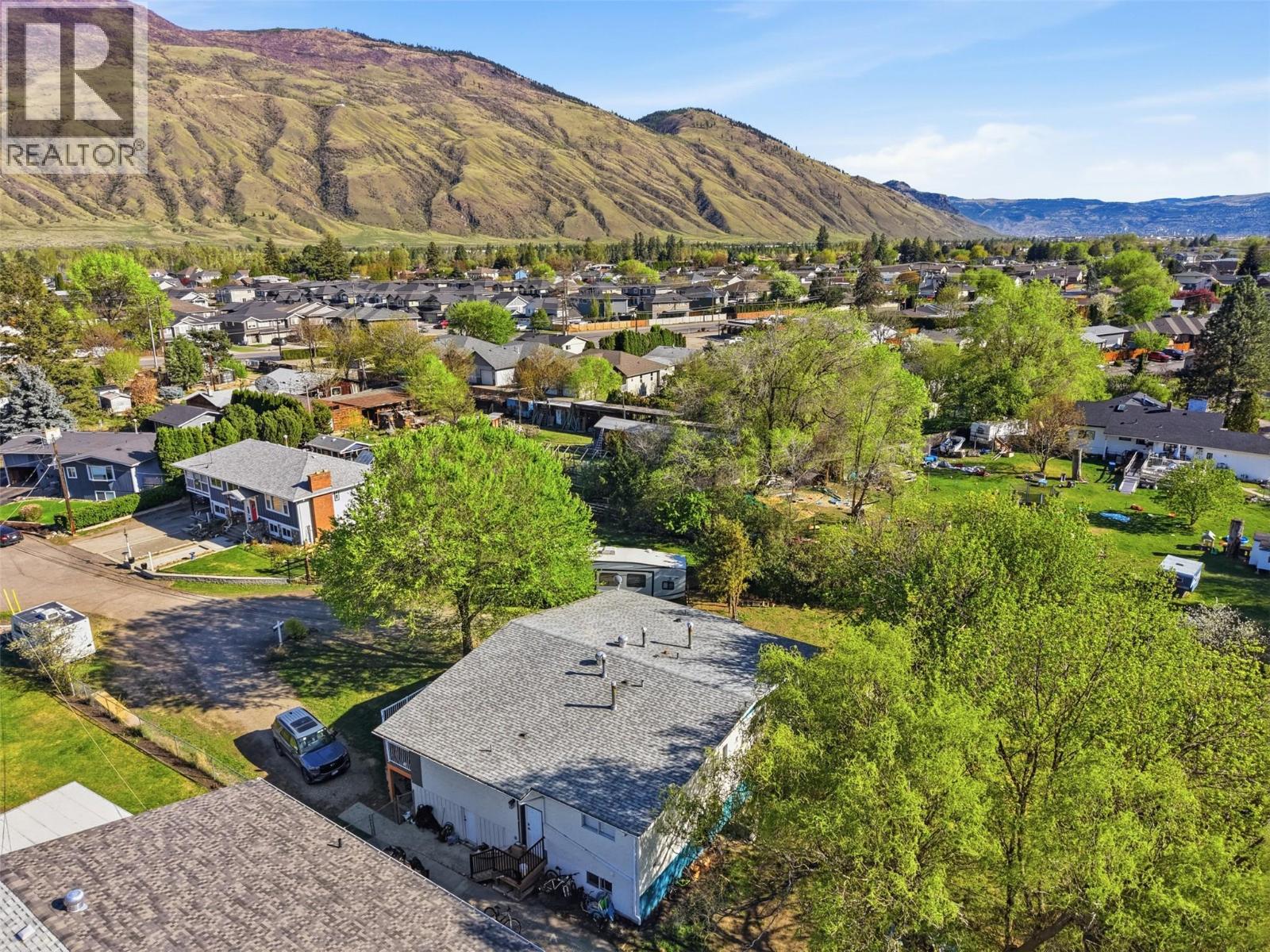 3170/3172 Wawn Crescent, Kamloops, British Columbia  V2B 7J6 - Photo 37 - 10384243
