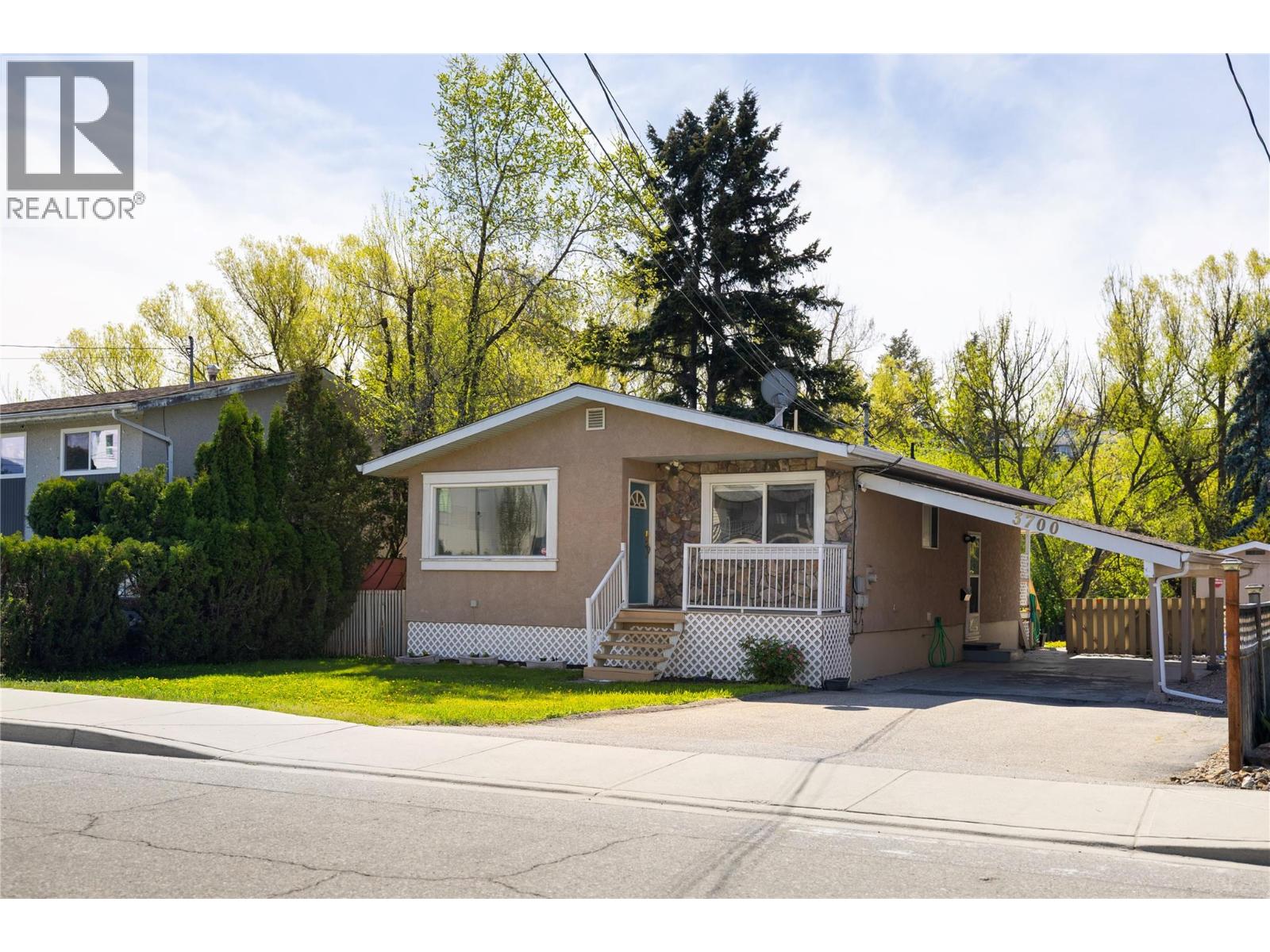 3700 24 Avenue, vernon, British Columbia
