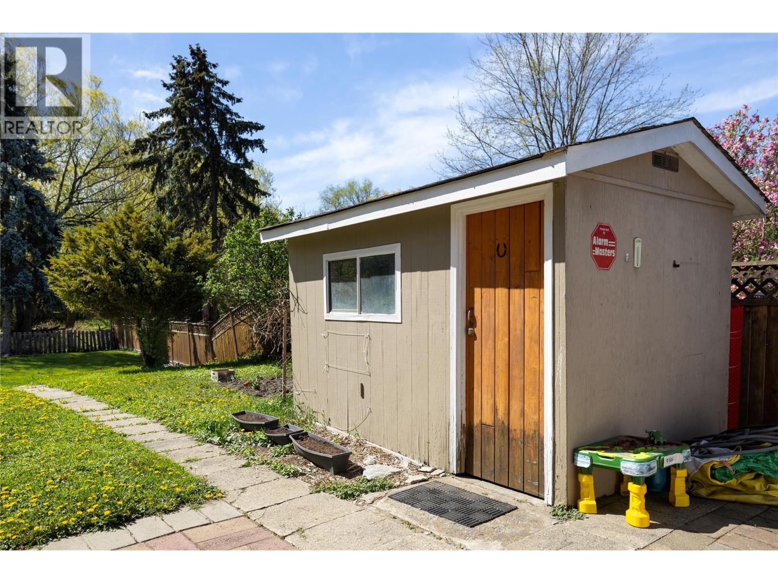 3700 24 Avenue, Vernon, British Columbia  V1T 1L9 - Photo 34 - 10384593