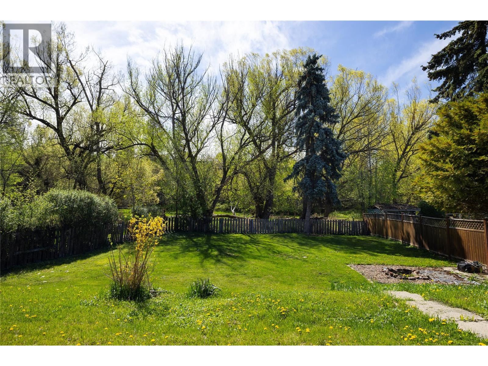 3700 24 Avenue, Vernon, British Columbia  V1T 1L9 - Photo 53 - 10384593
