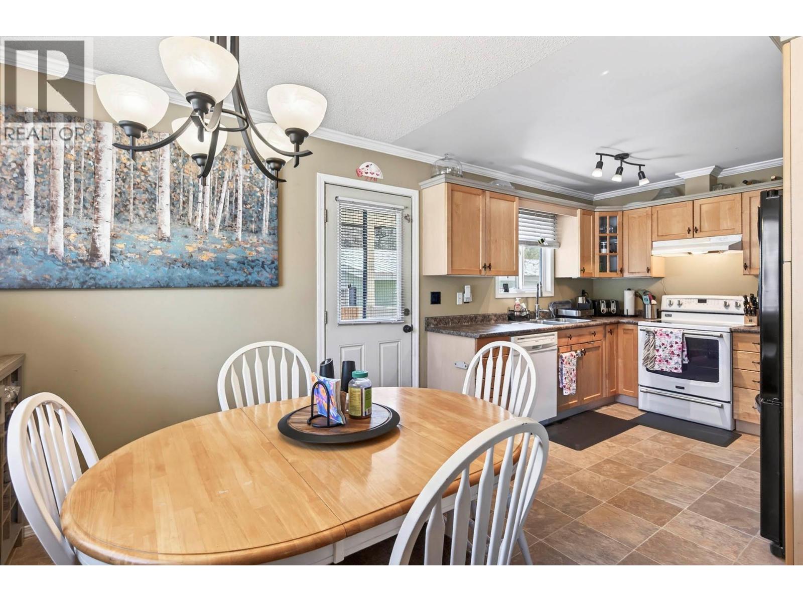509 Clearwater Valley Road, Clearwater, British Columbia  V0E 1N1 - Photo 6 - 10384081