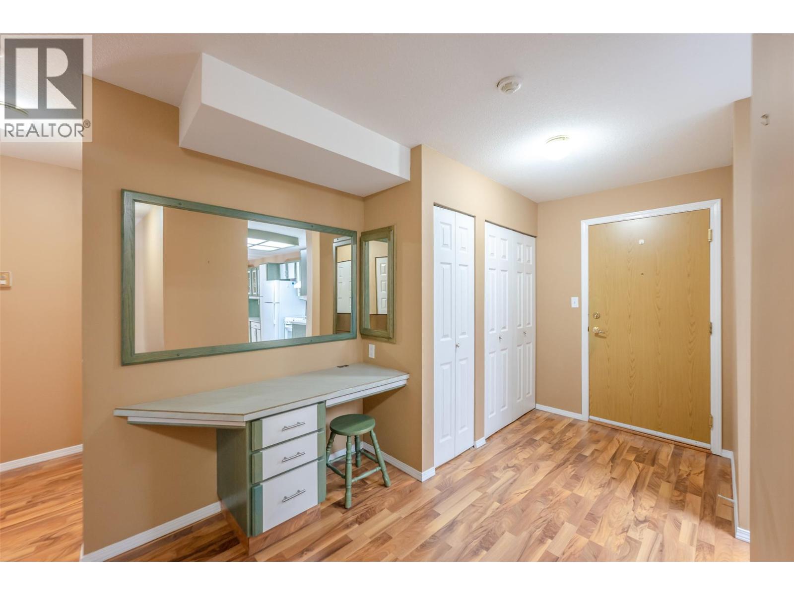 3426 Hemlock Street Unit# 203, Penticton, British Columbia  V2A 8K1 - Photo 3 - 10384731