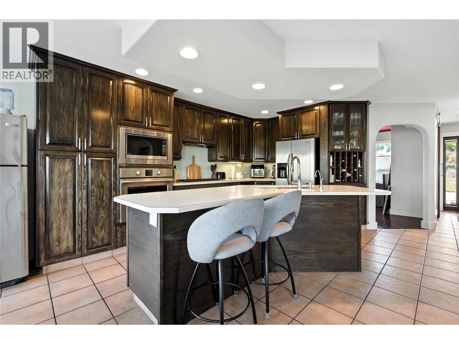 4990 Kipp Road, Kamloops, British Columbia  V2C 4T2 - Photo 2 - 10384470