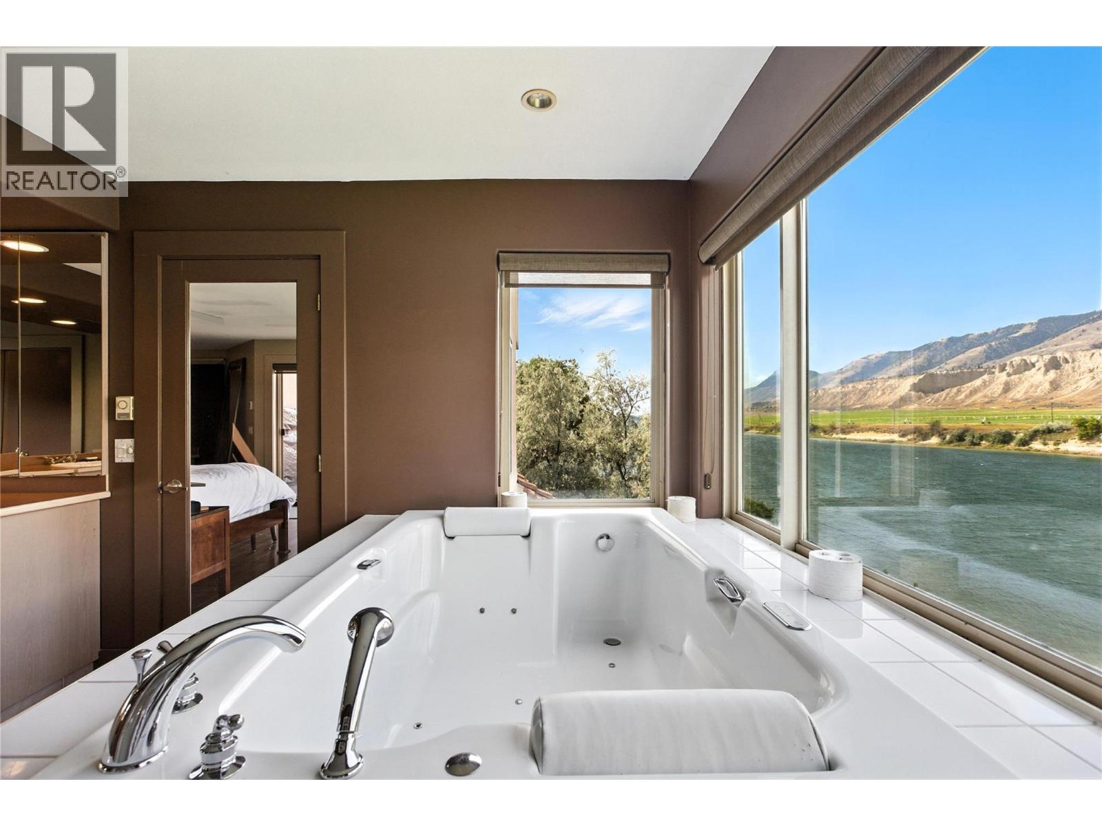 4990 Kipp Road, Kamloops, British Columbia  V2C 4T2 - Photo 23 - 10384470