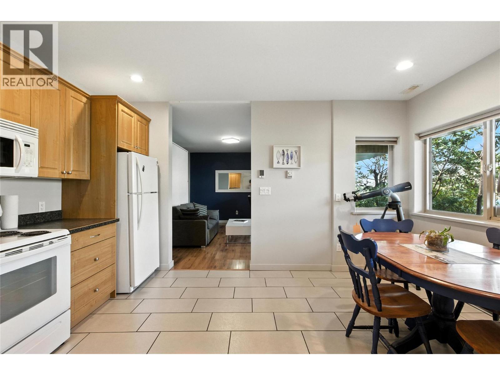 4990 Kipp Road, Kamloops, British Columbia  V2C 4T2 - Photo 36 - 10384470