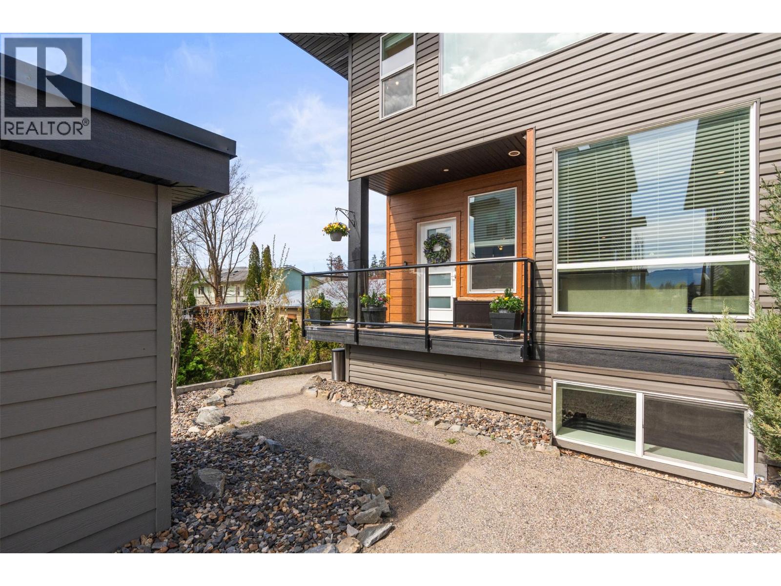 1804 46 Avenue Unit# 4, Vernon, British Columbia  V1T 3P5 - Photo 3 - 10384322