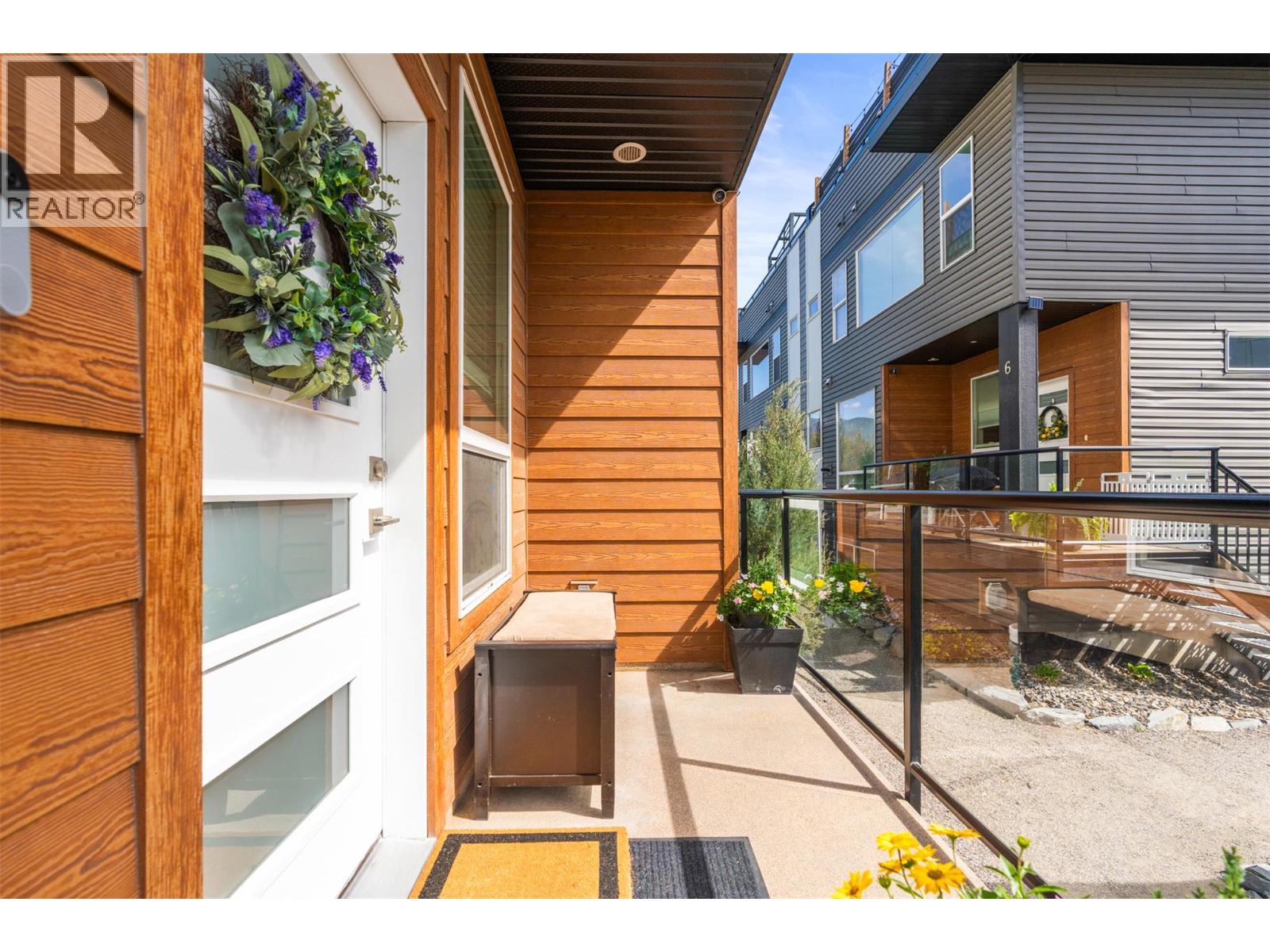 1804 46 Avenue Unit# 4, Vernon, British Columbia  V1T 3P5 - Photo 6 - 10384322