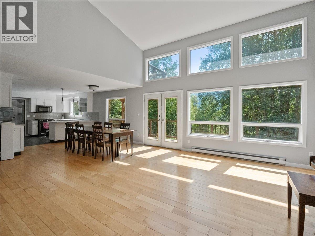 6172 Slocan River Road, Winlaw, British Columbia  V0G 2J0 - Photo 20 - 10384605