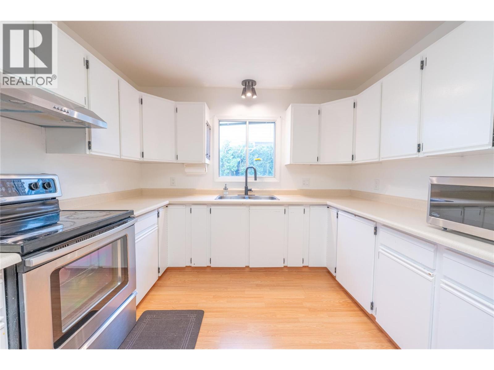 151 Molnar Road, Kelowna, British Columbia  V1X 7B5 - Photo 22 - 10384352
