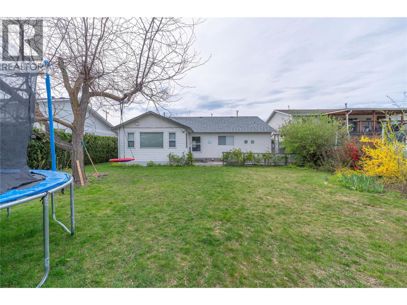 151 Molnar Road, Kelowna, British Columbia  V1X 7B5 - Photo 3 - 10384352