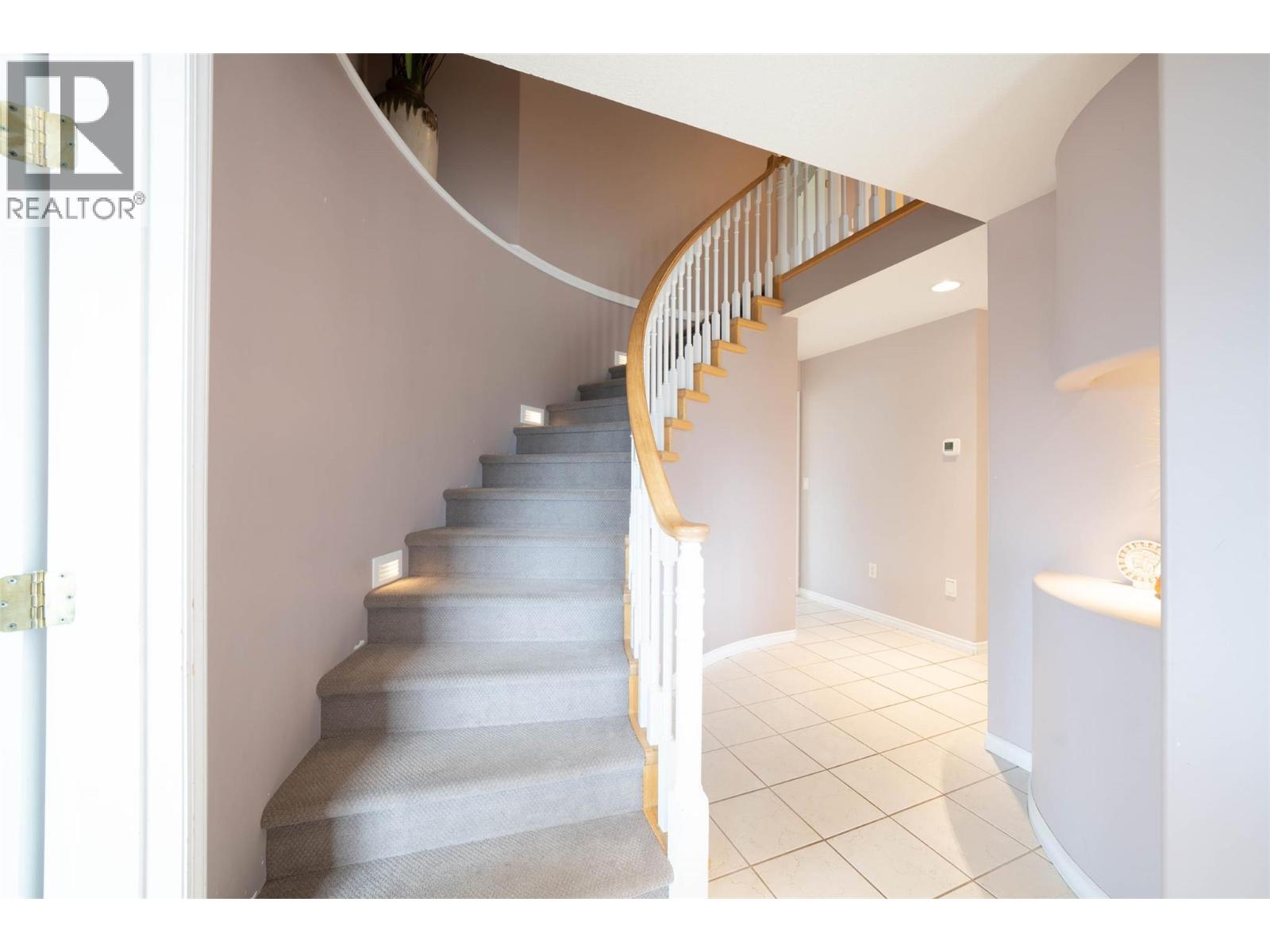 400 Fortress Crescent, Vernon, British Columbia  V1B 3W3 - Photo 19 - 10353854