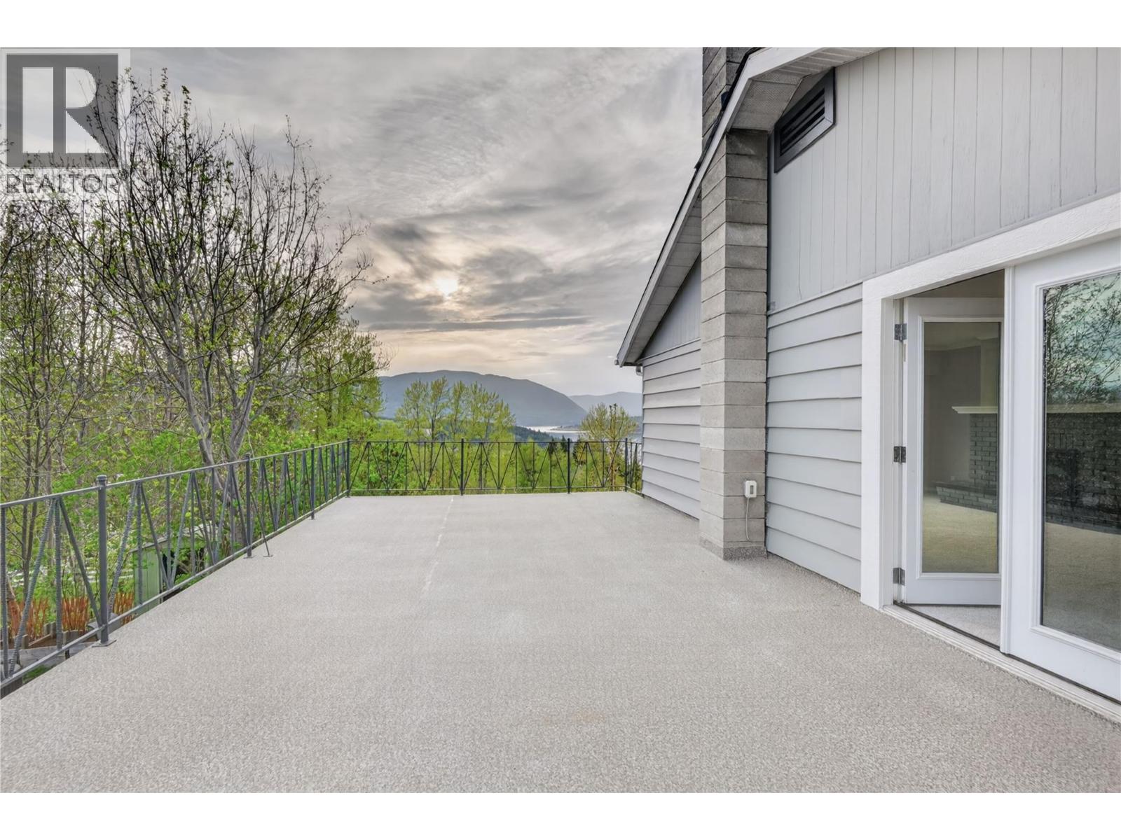 6990 70 Avenue Ne, Salmon Arm, British Columbia  V0E 1K0 - Photo 40 - 10384308