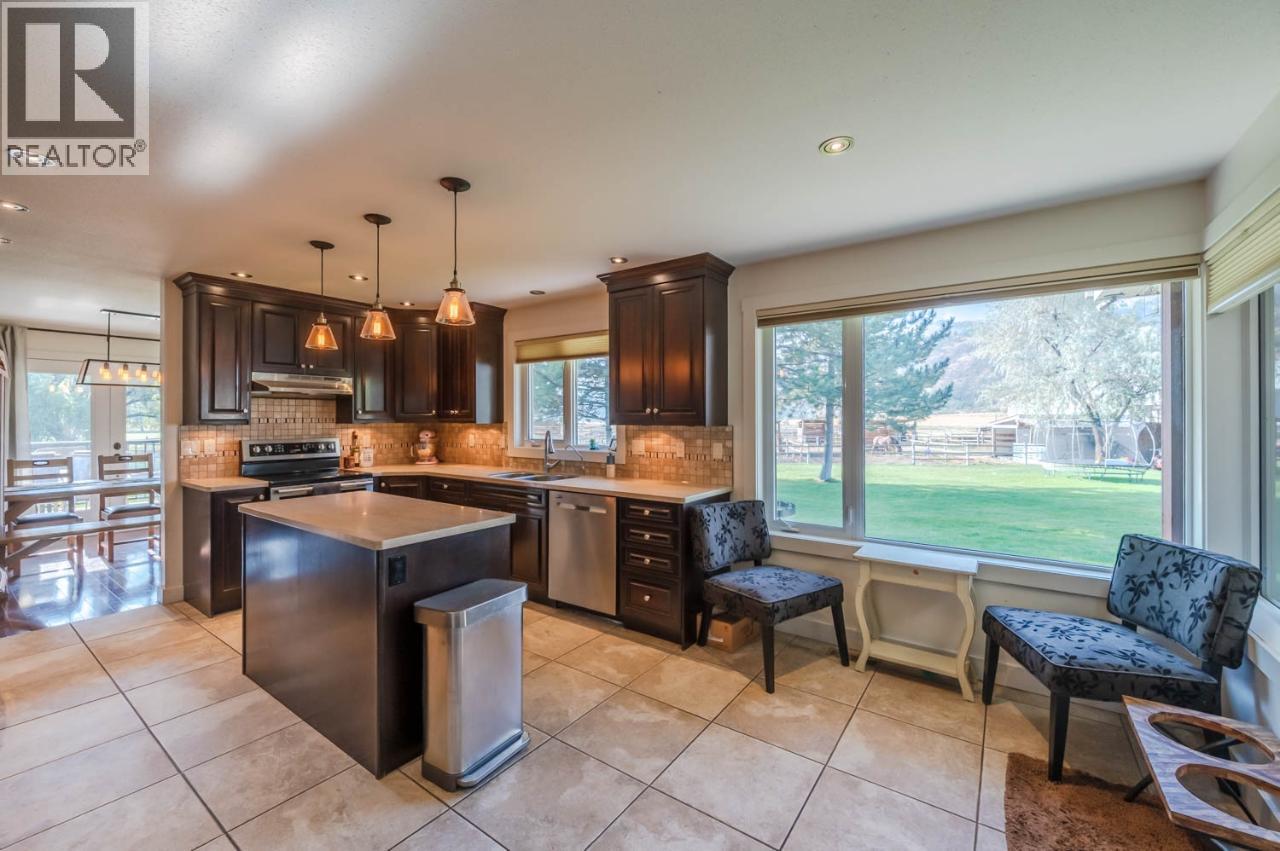 300 Jones Way Road, Oliver, British Columbia  V0H 1T5 - Photo 8 - 10384714