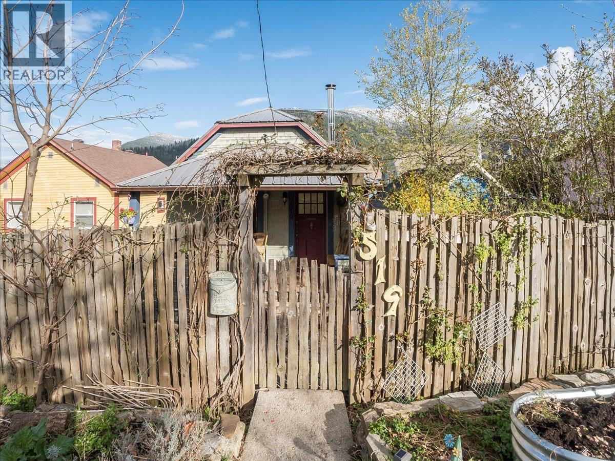 519 Carbonate Street, Nelson, British Columbia  V1L 4P4 - Photo 69 - 10381419