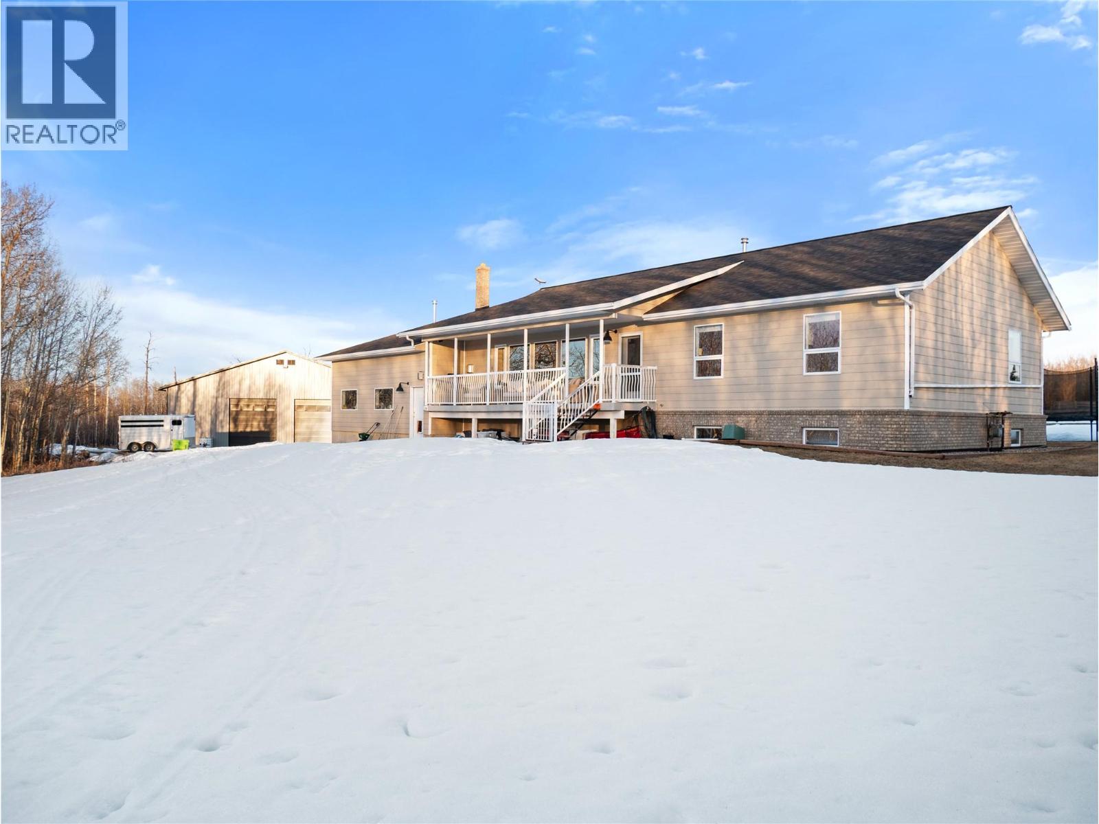 7195 227 Road, dawson creek, British Columbia