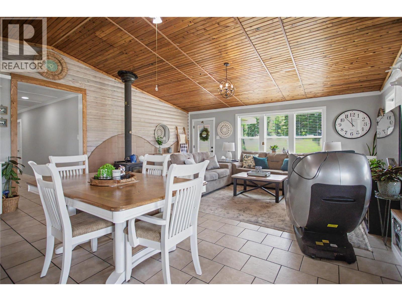 3071 Creighton Valley Road, Cherryville, British Columbia  V0E 2G3 - Photo 20 - 10384693