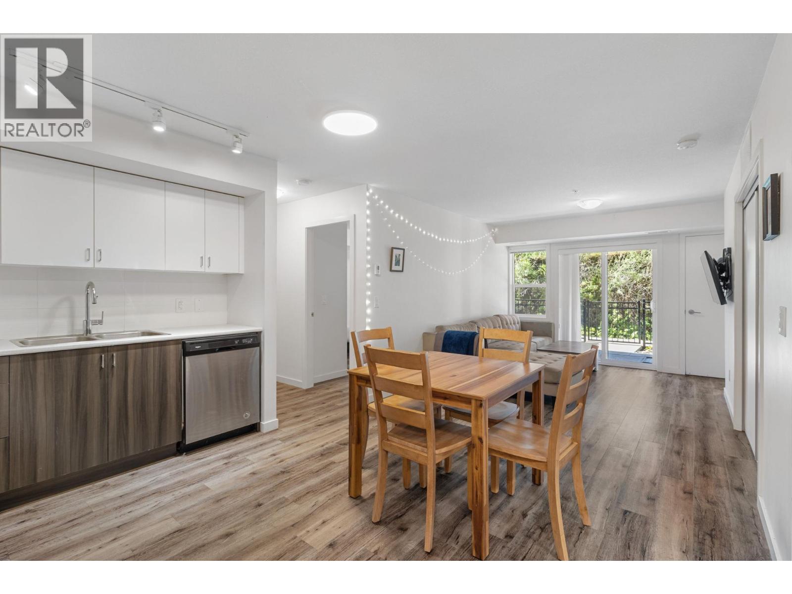 655 Academy Way Unit# 110, kelowna, British Columbia