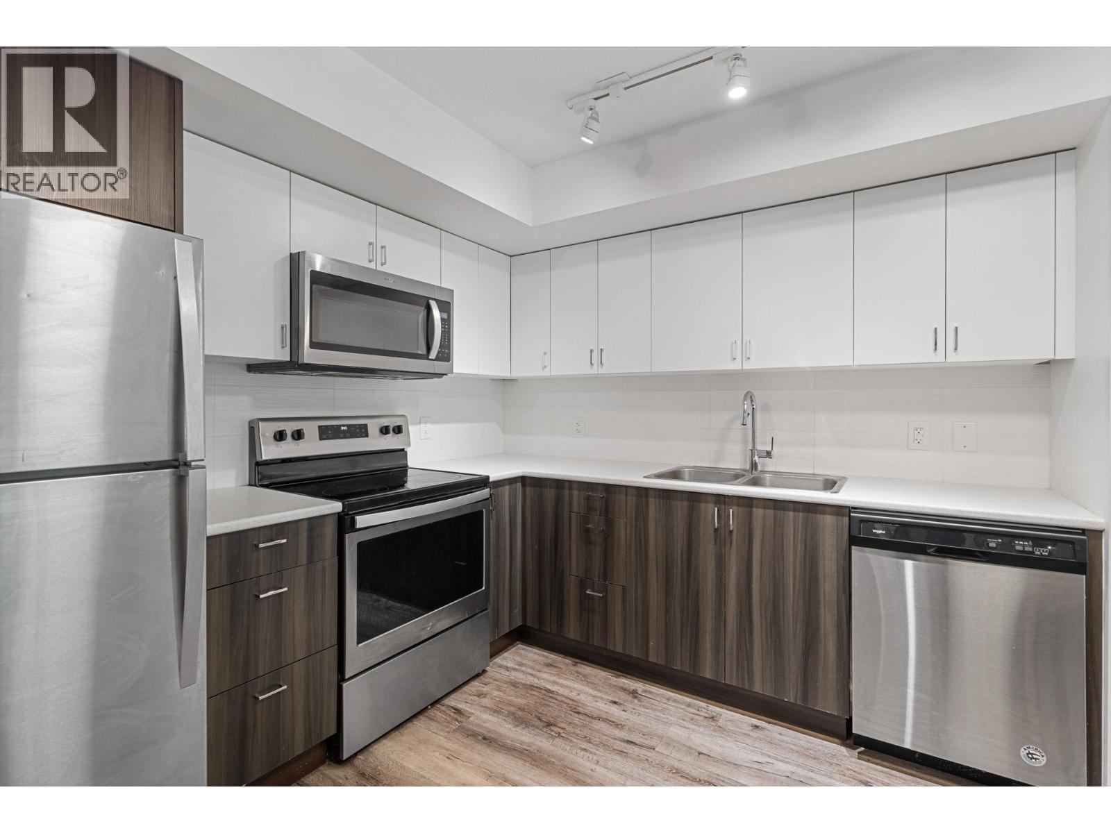 655 Academy Way Unit# 110, Kelowna, British Columbia  V1V 3A4 - Photo 4 - 10383690
